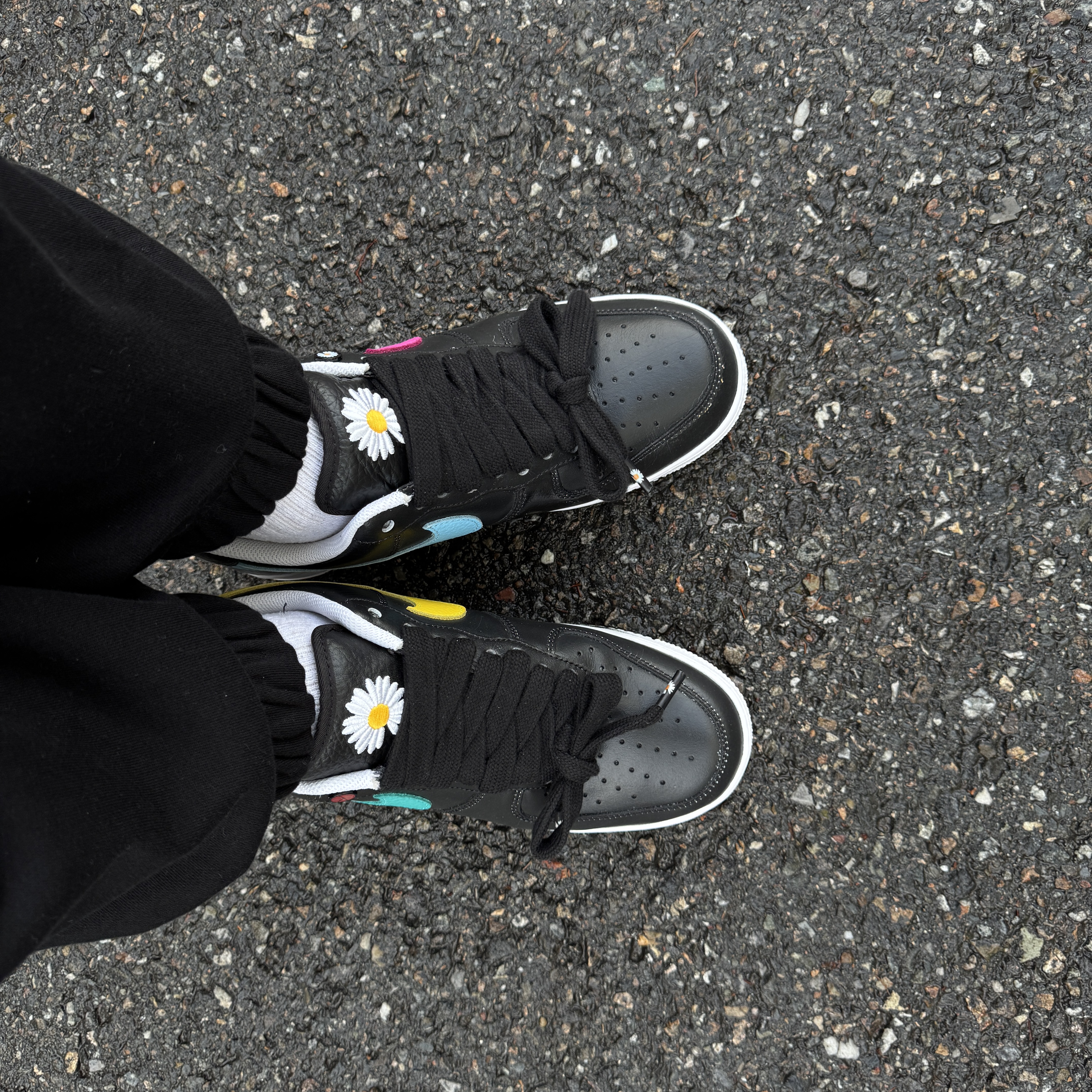 Nike x Peaceminusone Air Force 1 Low Para-Noise 3.0 Black and Multicolor 착용 스타일