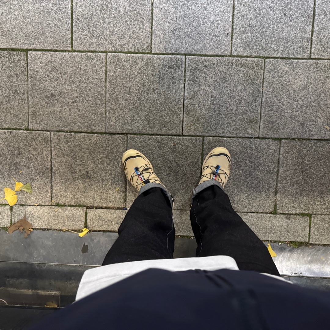 GoPro Hero13 Black, Arc'teryx Beta Jacket Black 착용 스타일 - 2