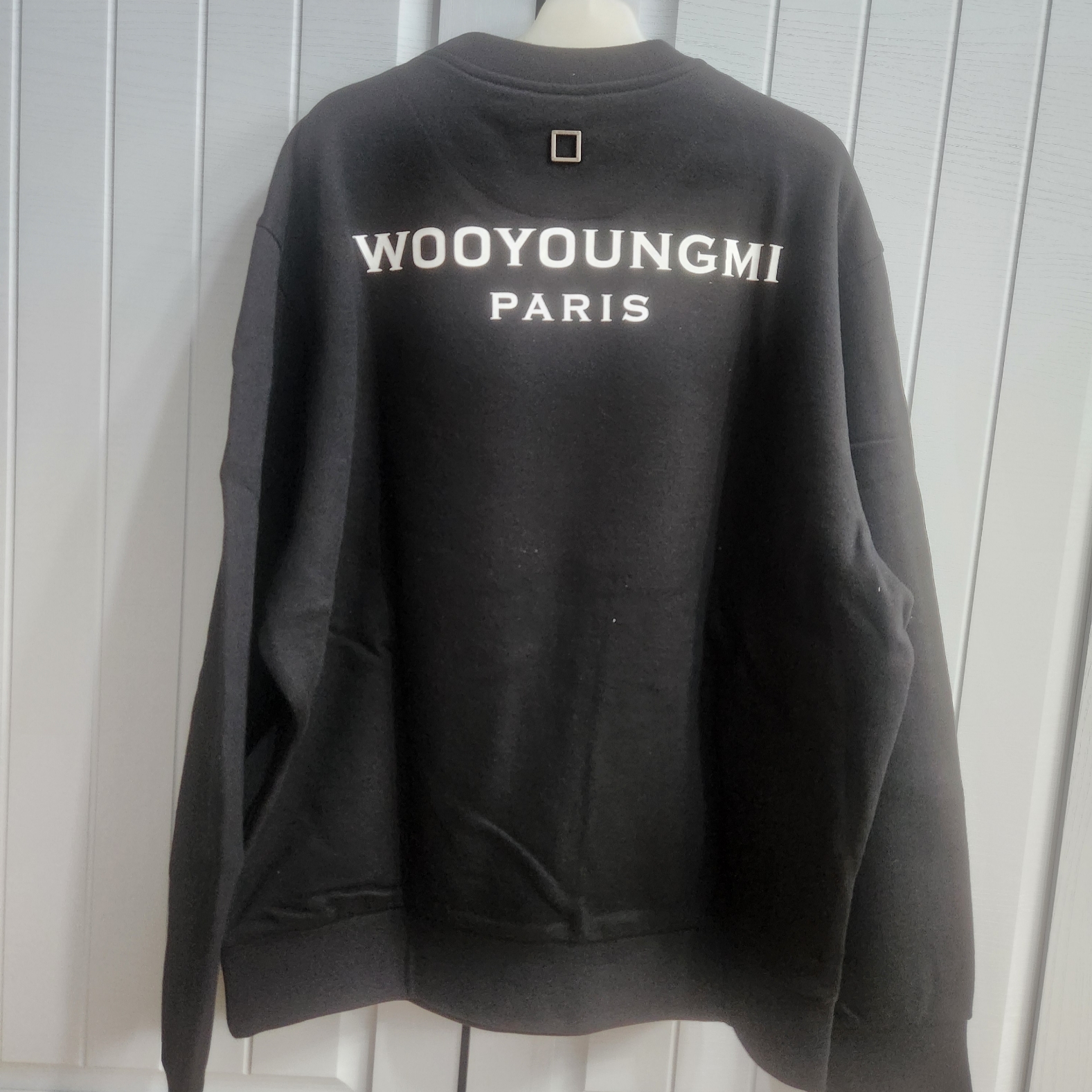 (W) Wooyoungmi Back Logo Sweatshirt Black - 24SS, Wooyoungmi Cotton Back Logo Sweatshirt Black - 24SS 착용 스타일