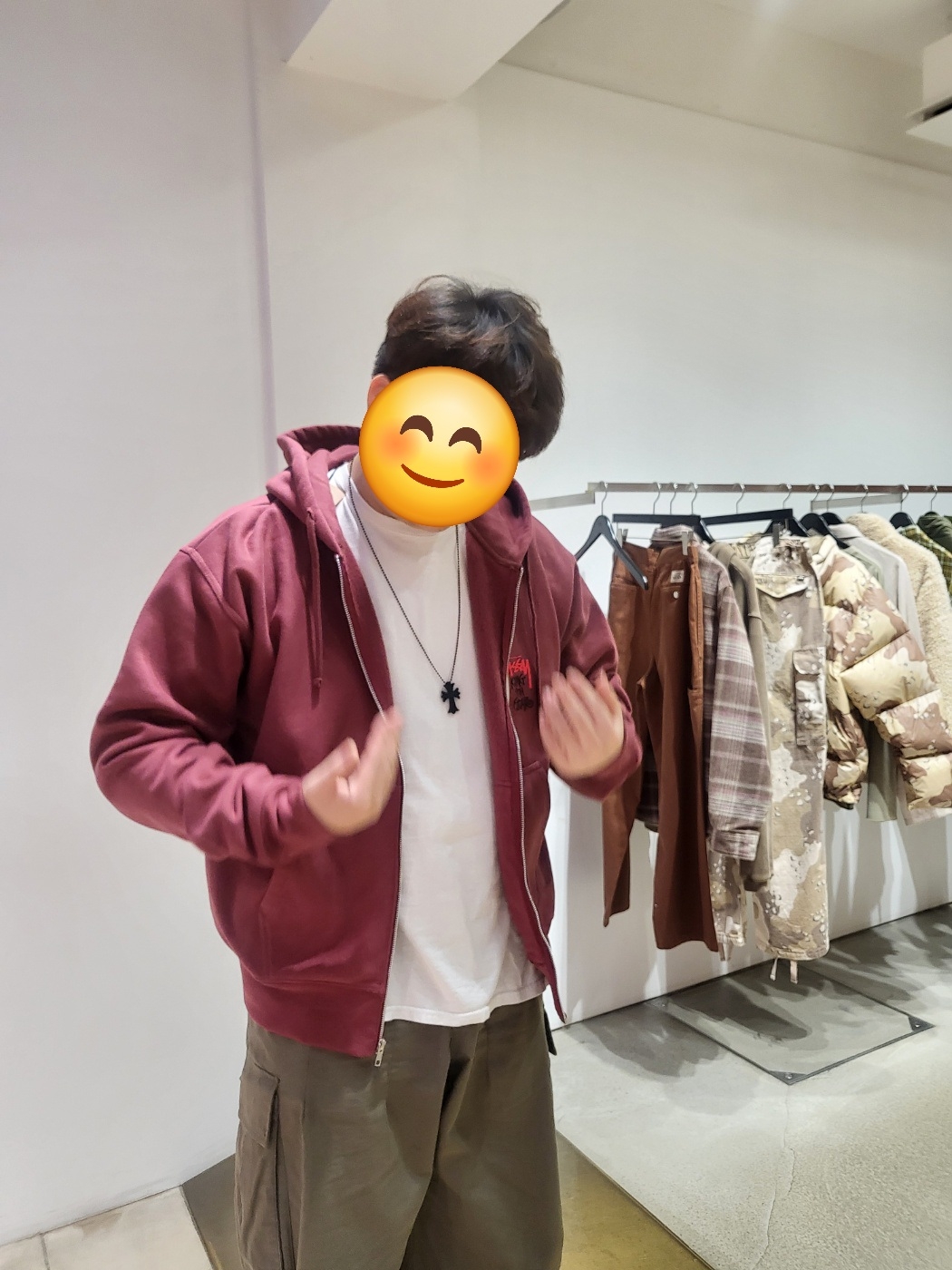 Stussy Kingpin Zip Hoodie Oxblood, Chrome Hearts Silichrome CH Cross Pendant Black 2022/2023/2025 착용 스타일