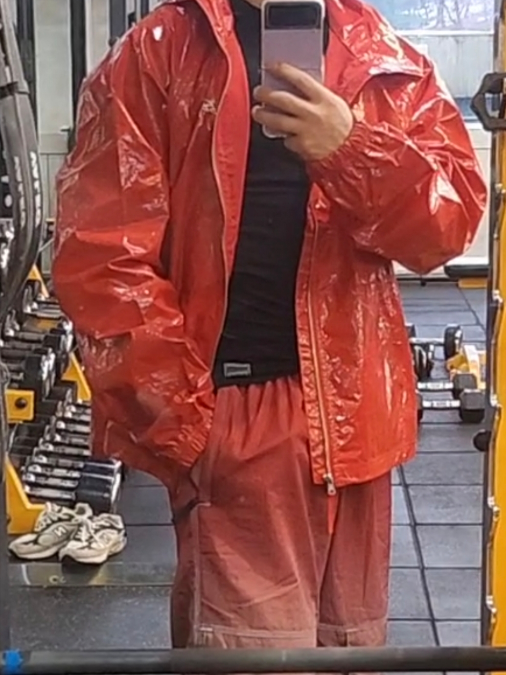 Stussy Beach Shell Coated Ripstop Red, Supreme x Nike Ripstop Track Pants Multicolor - 24SS 착용 스타일 - 1
