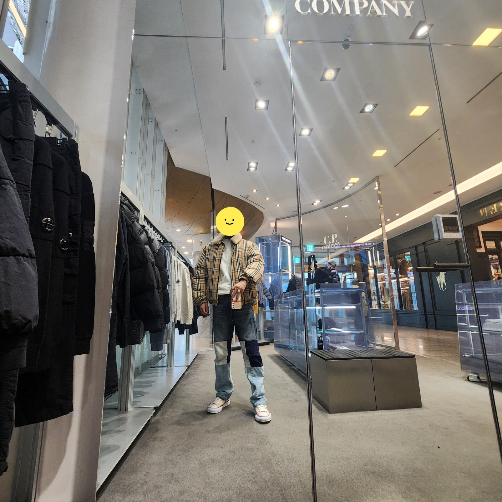 Supreme x Burberry Shearling Collar Down Puffer Jacket Beige - 22SS, Maison Mihara Yasuhiro Peterson OG Sole Canvas Low-top Sneakers Natural 착용 스타일 - 2