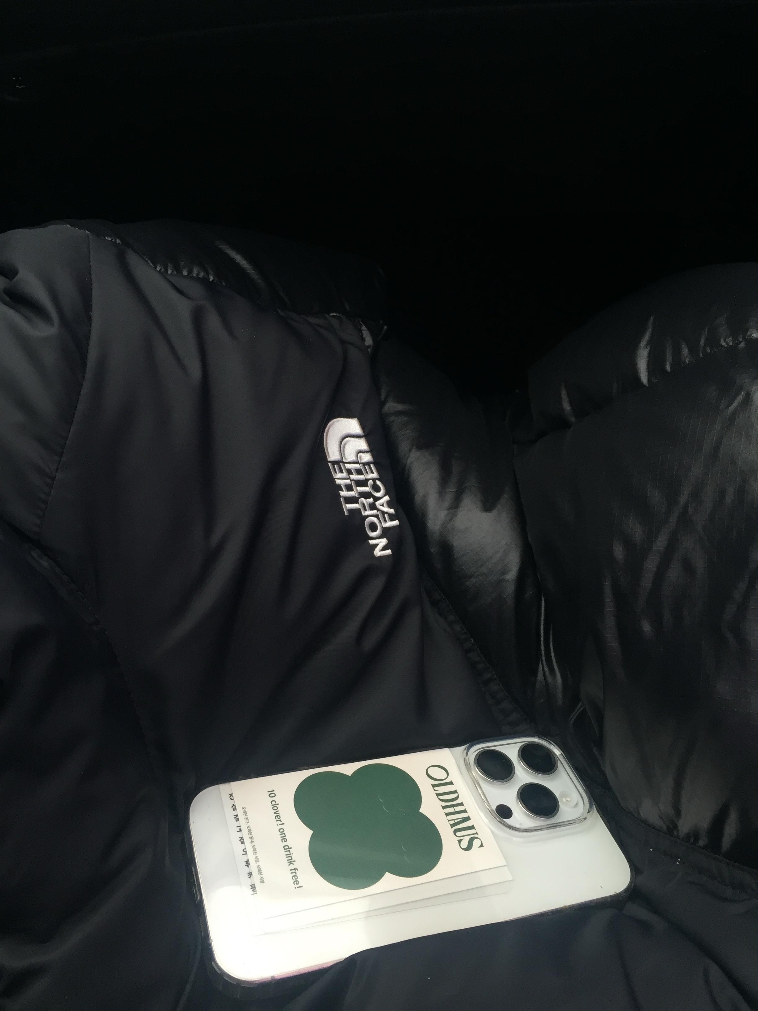 (W) The North Face White Label Novelty Nuptse Down Jacket Black, New Era x Matin Kim Basic Unstructured Ball Cap White 착용 스타일 - 1