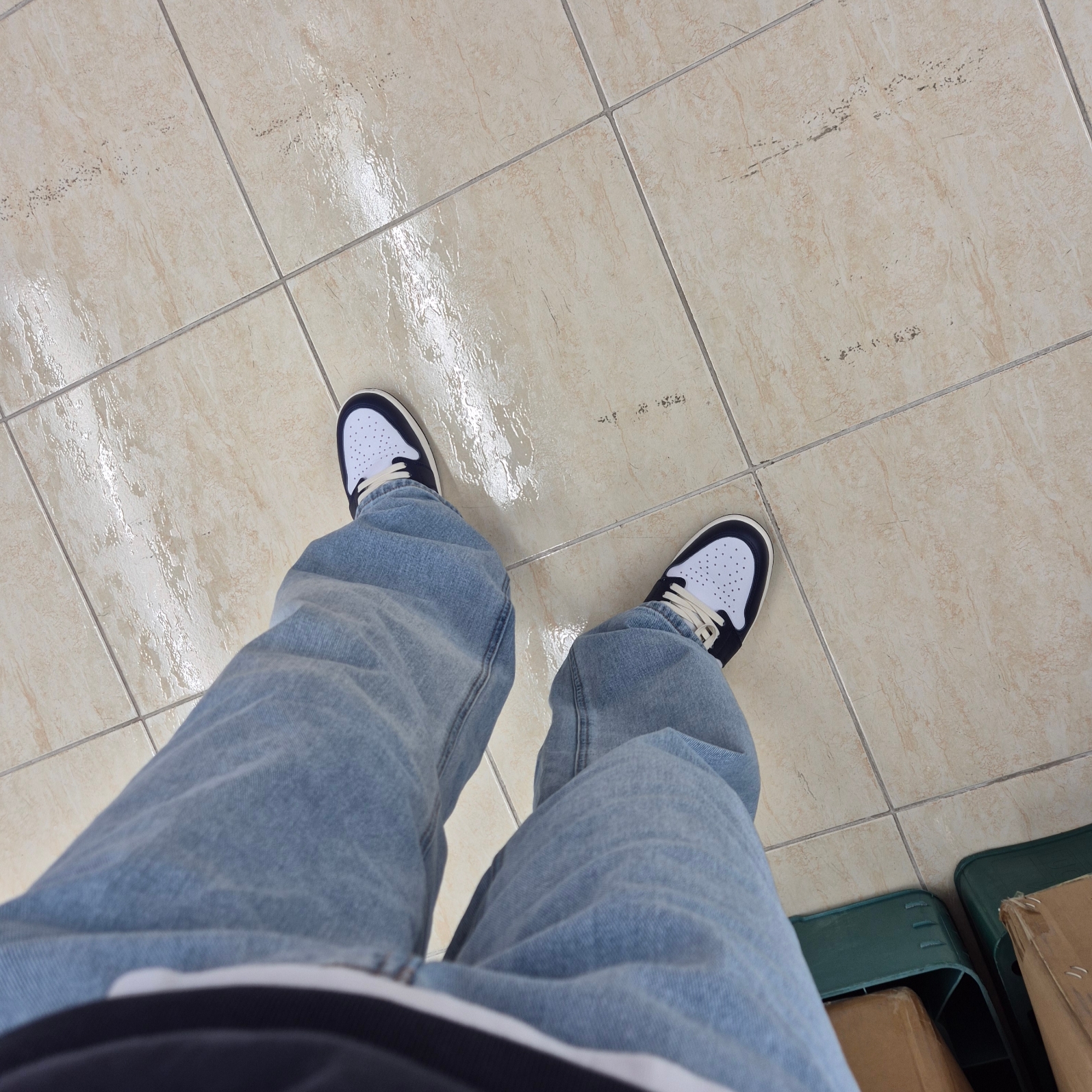 Jordan 1 Retro High OG Midnight Navy 착용 스타일 - 2