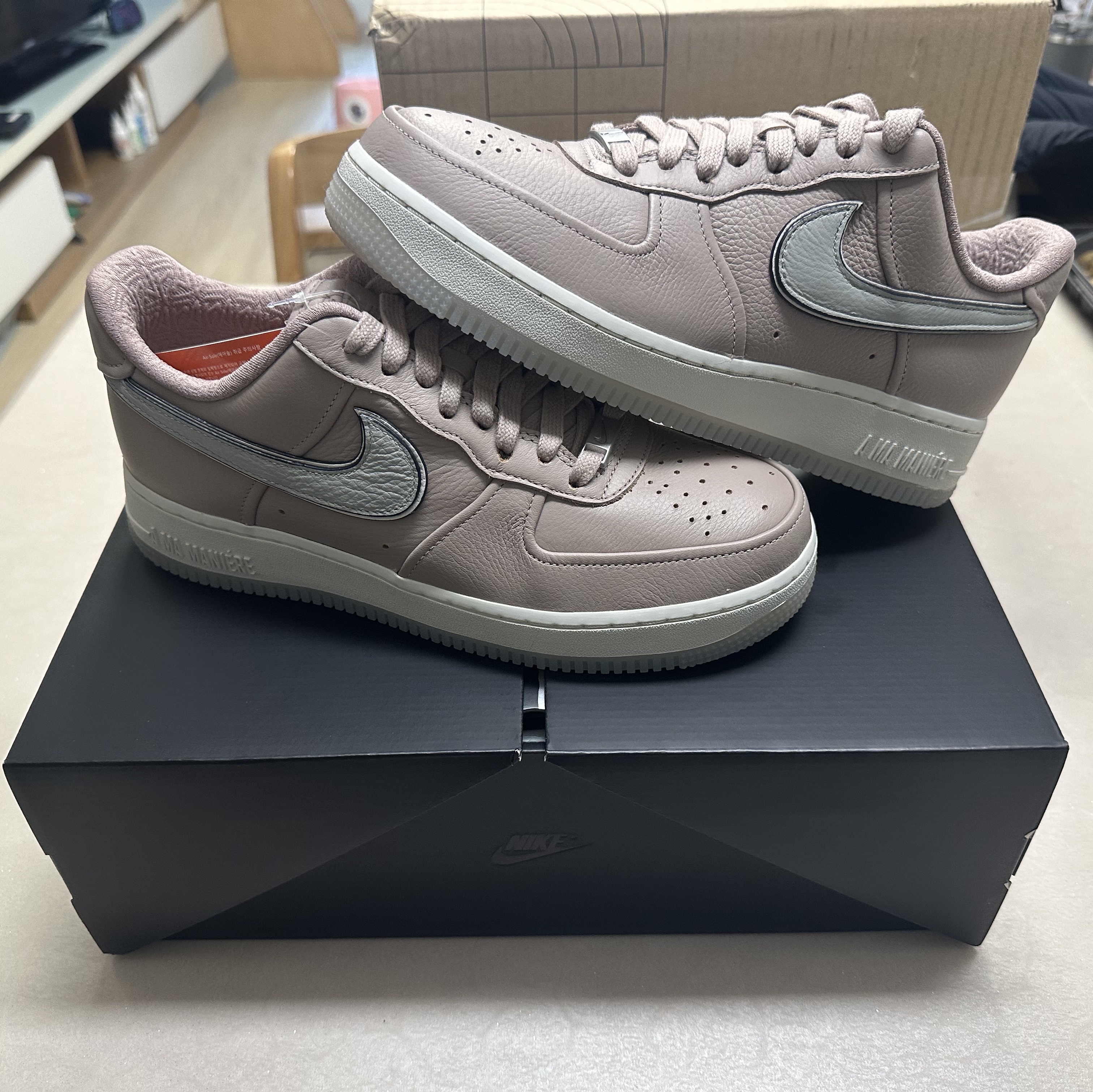 (W) Nike x A Ma Maniere Air Force 1 '07 W.Y.W.S. 착용 스타일 - 1