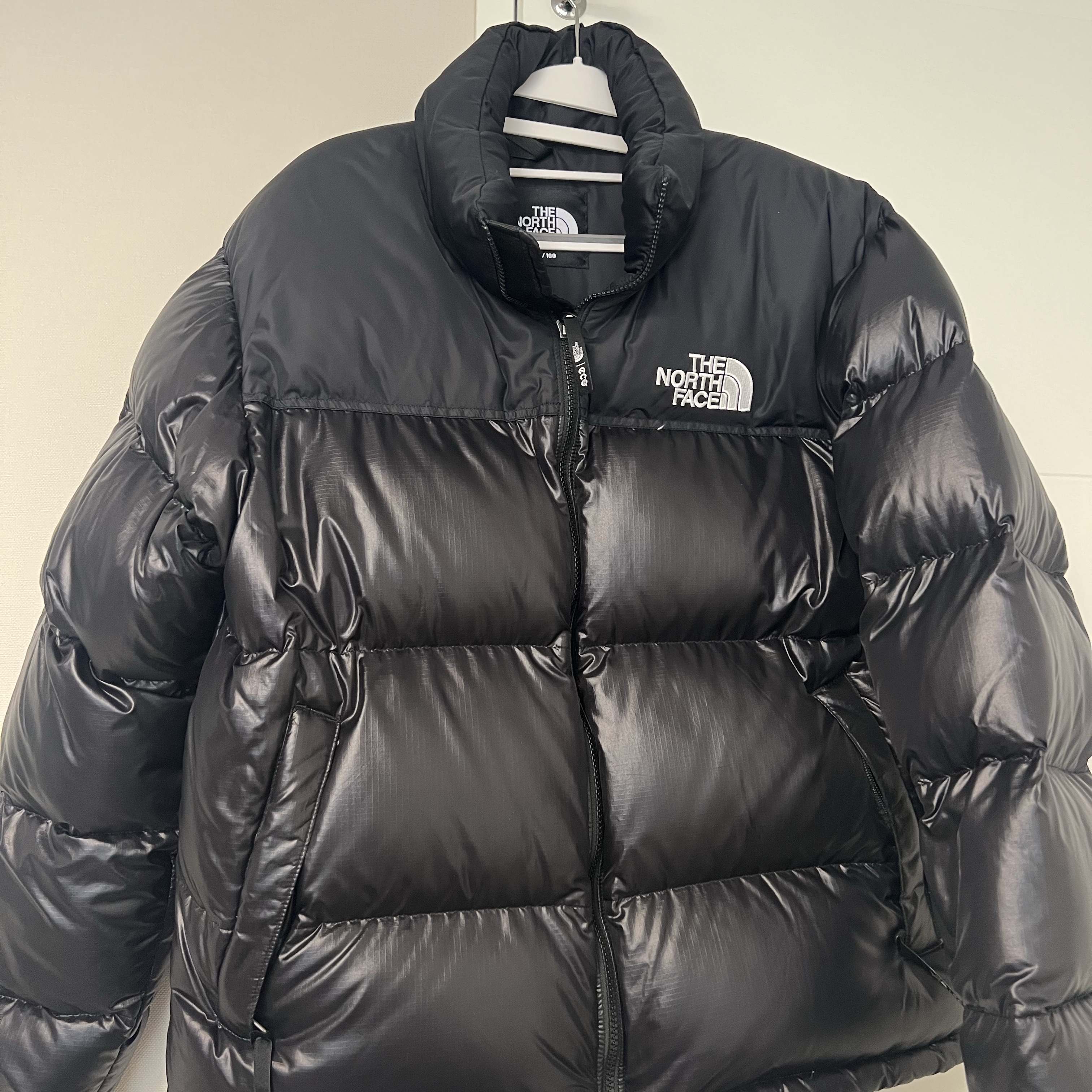 The North Face 1996 Eco Nuptse Jacket Real Black 착용 스타일