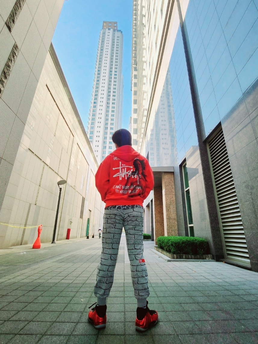 Stussy Ist Venus Zip Hoodie Pepper, Nike Air Foamposite One Metallic Red 착용 스타일
