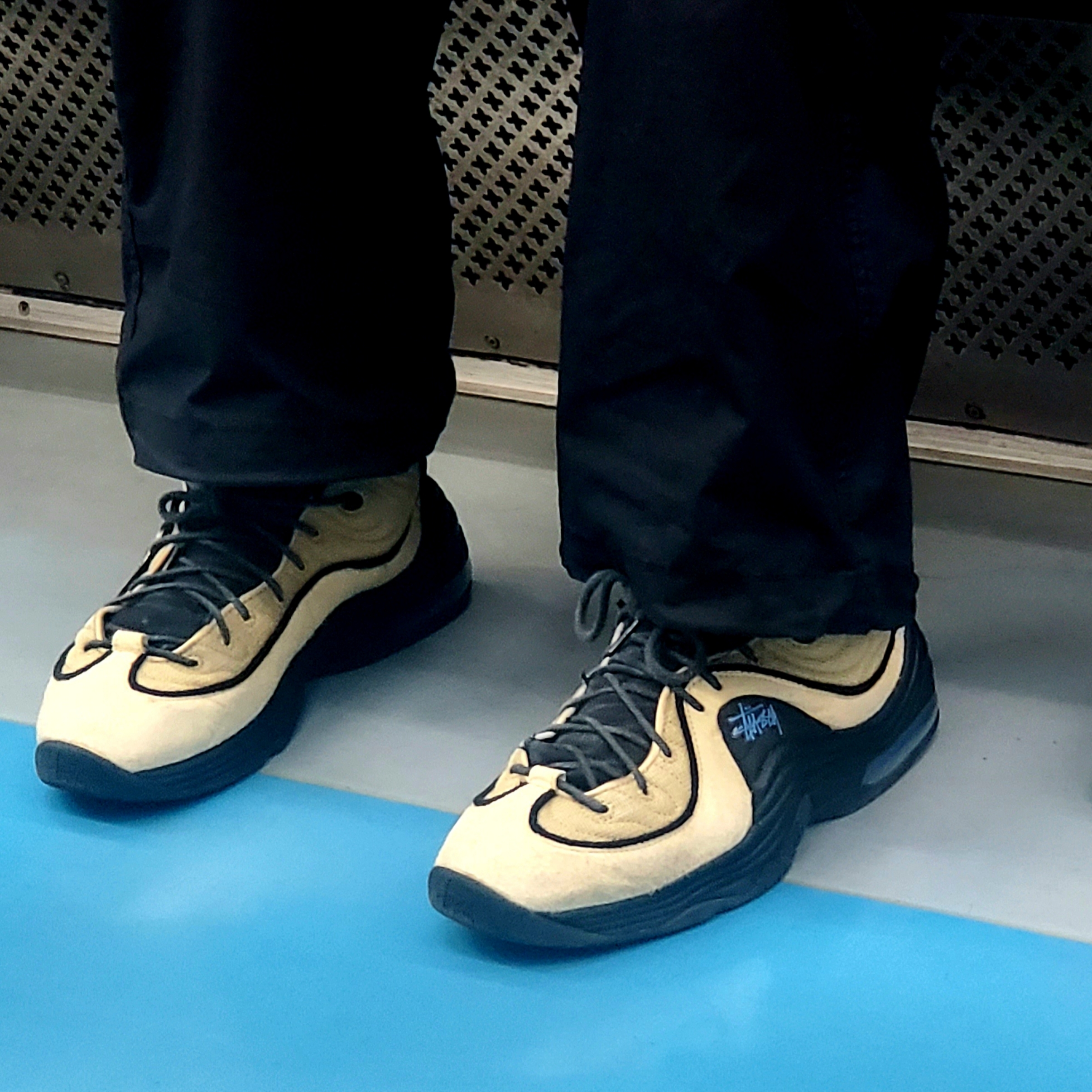 Nike x Stussy Air Penny II Rattan and Limestone 착용 스타일