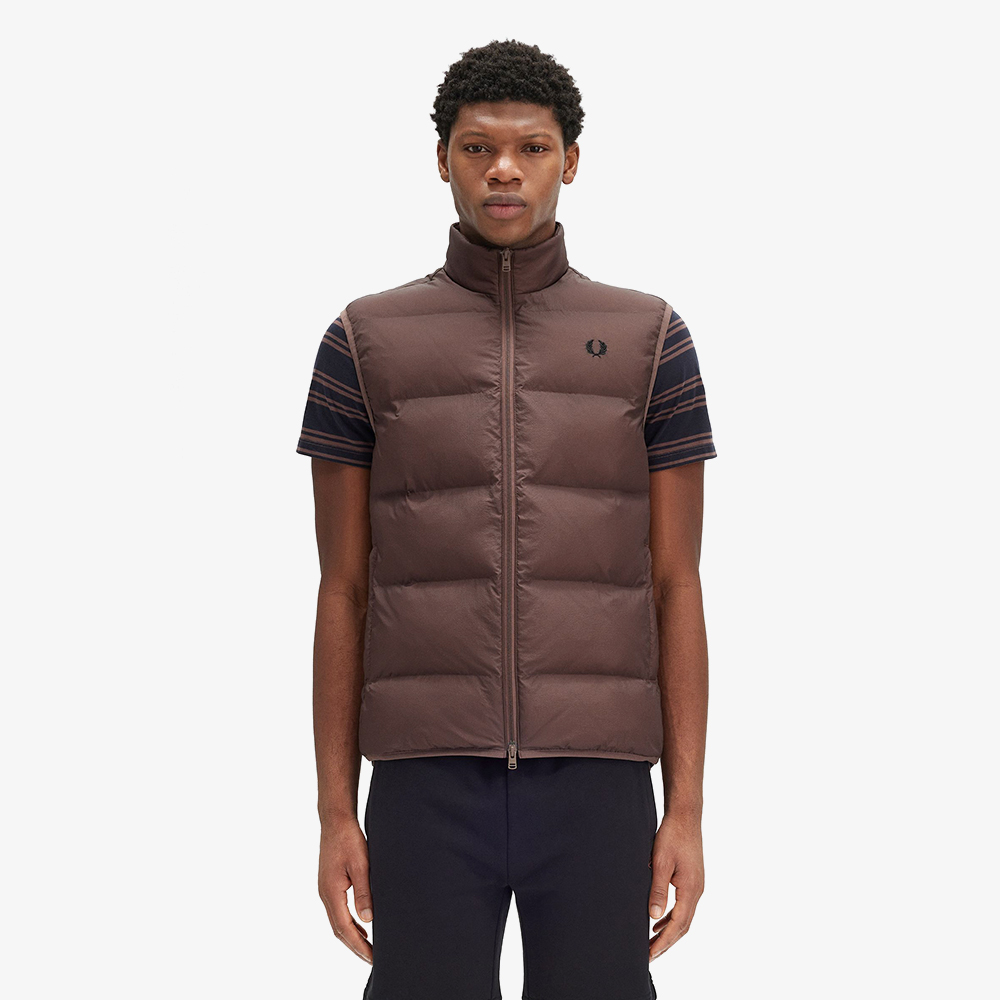 프레드페리 인슐레이티드 베스트 캐링턴로드브릭(Fred Perry Insulated Gilet Carrington Road Brick) - 2