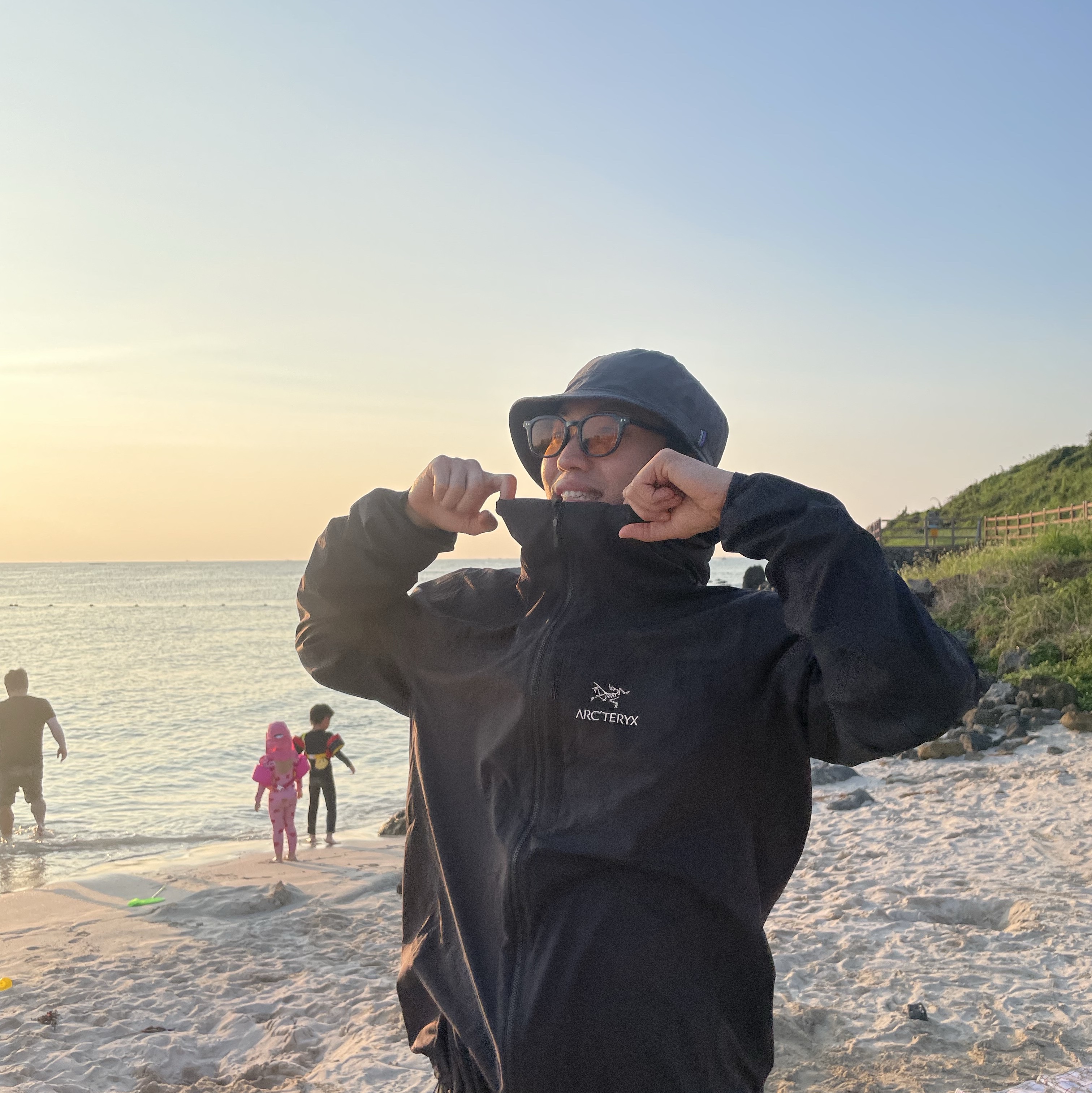 Arc'teryx Squamish Hoody Black 착용 스타일