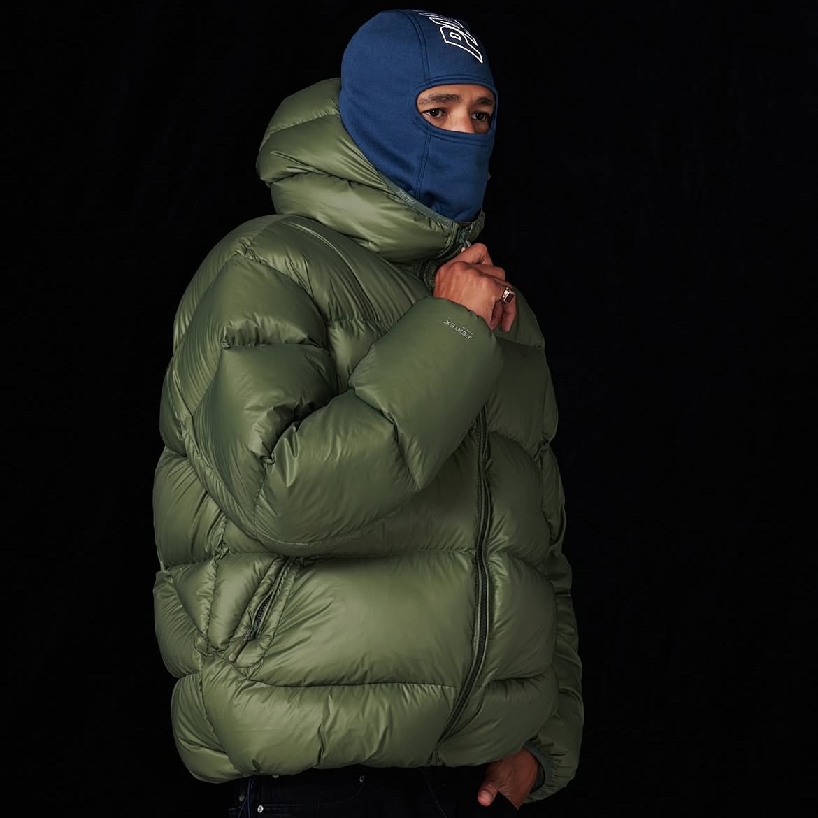 Palace Pertex Opaque Balaclava Puffa Black - 24FW 착용 스타일 - 2