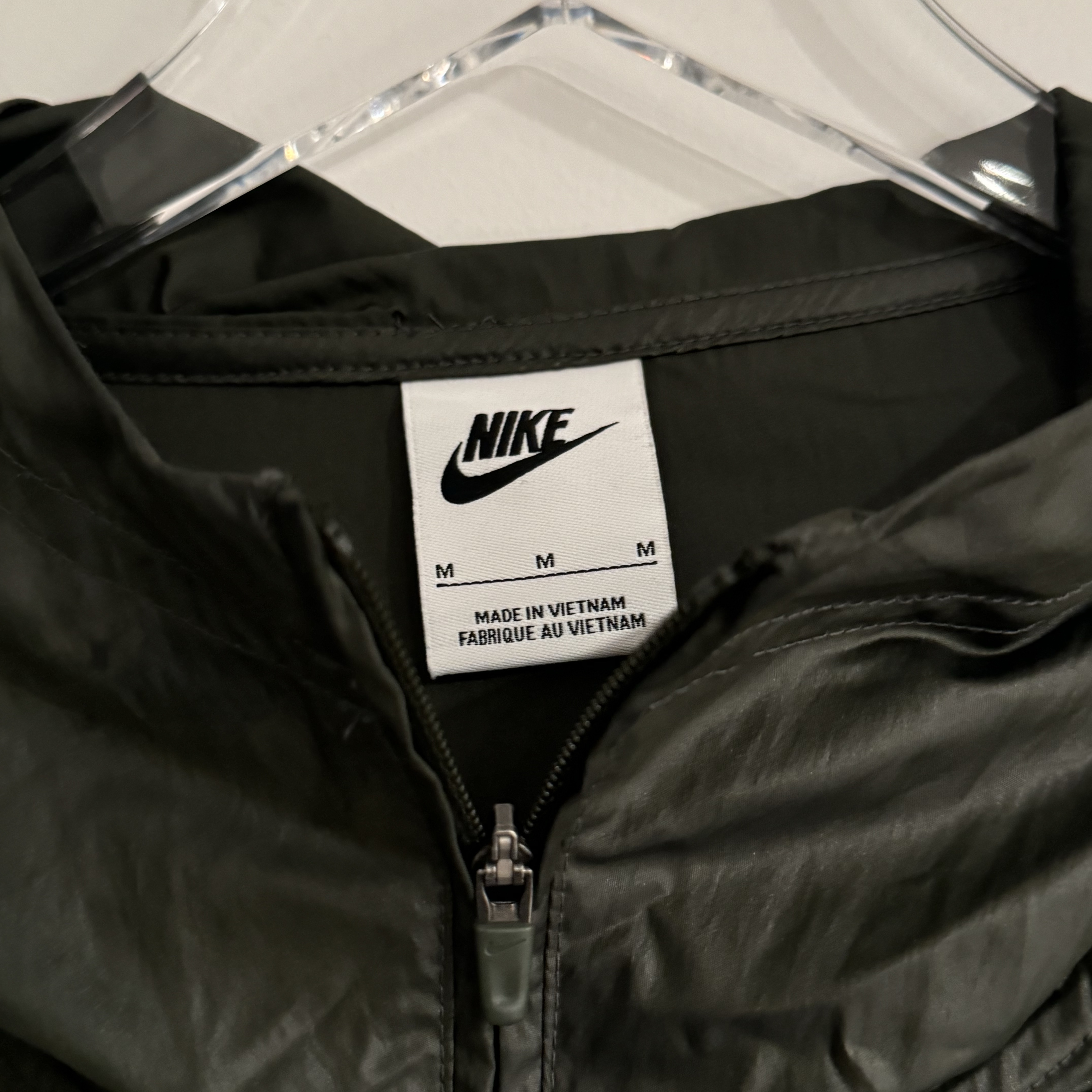 Nike Air Woven Jacket Sequoia - Asia 착용 스타일 - 2