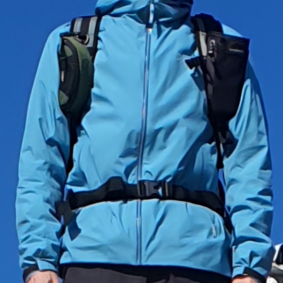 Arc'teryx Kadin Hoody Solace 착용 스타일