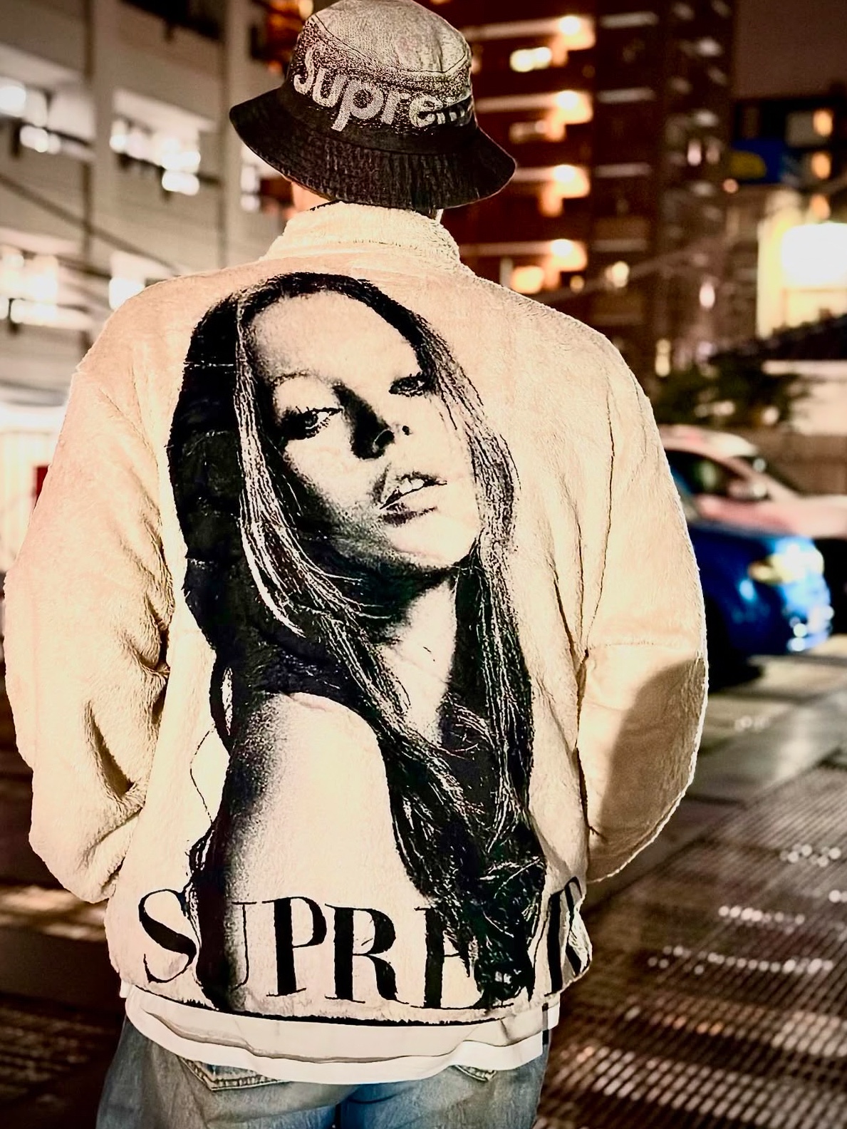 Supreme x Kate Moss Fleece Jacket Natural - 24FW 착용 스타일 - 1