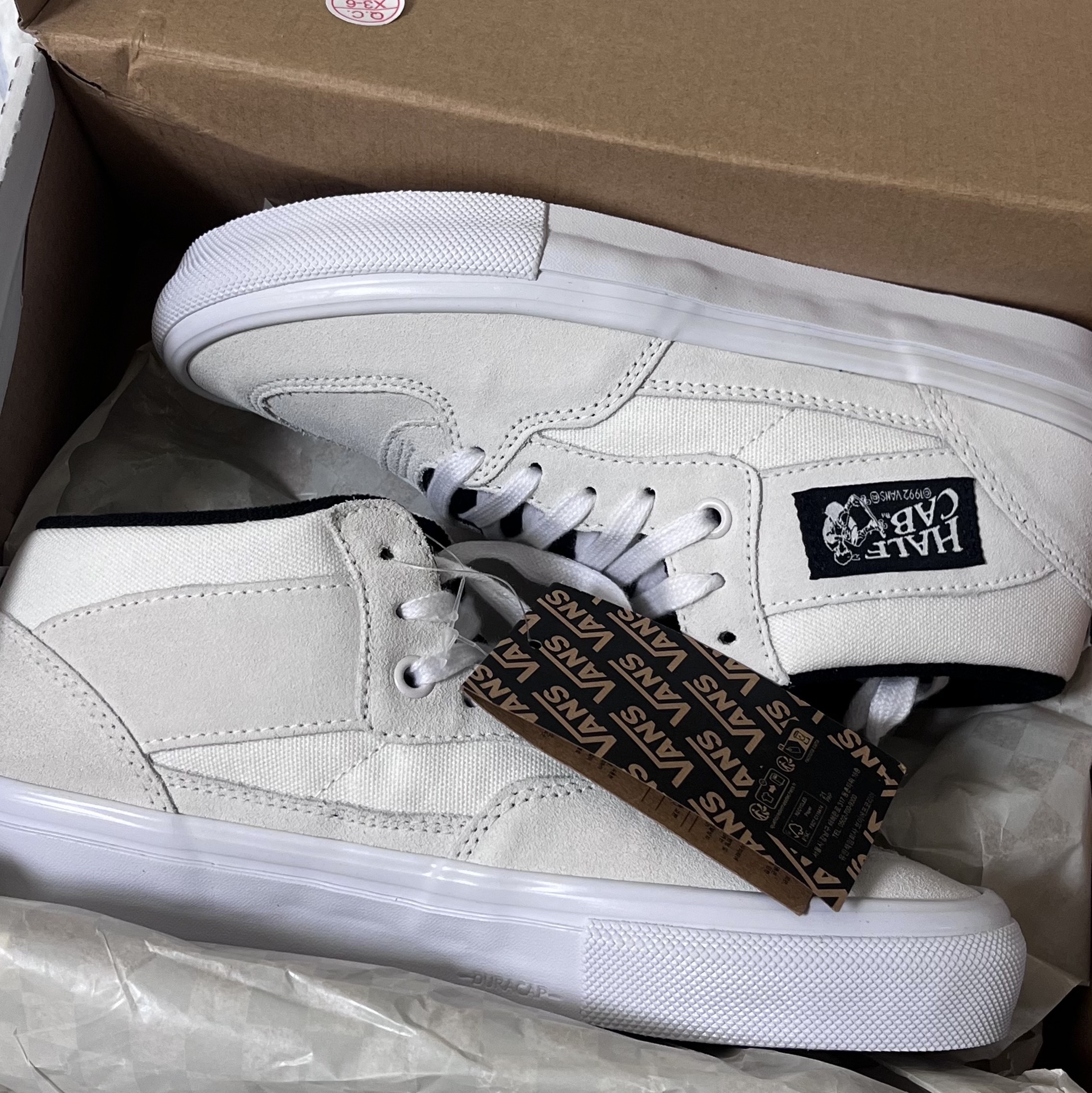 Vans Skate Half Cab White Black 착용 스타일