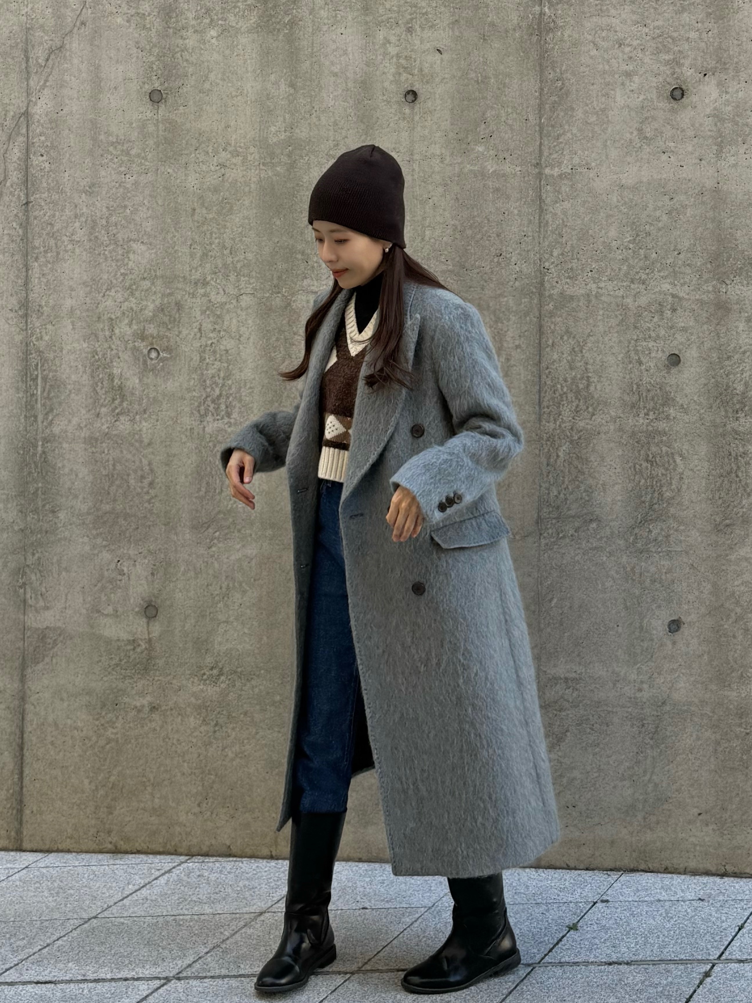 (W) Our Legacy DB Coat Wishkah Grey Hairy Alpaca, Lemaire Small Croissant Bag Coated Linen Canvas Black 착용 스타일 - 2