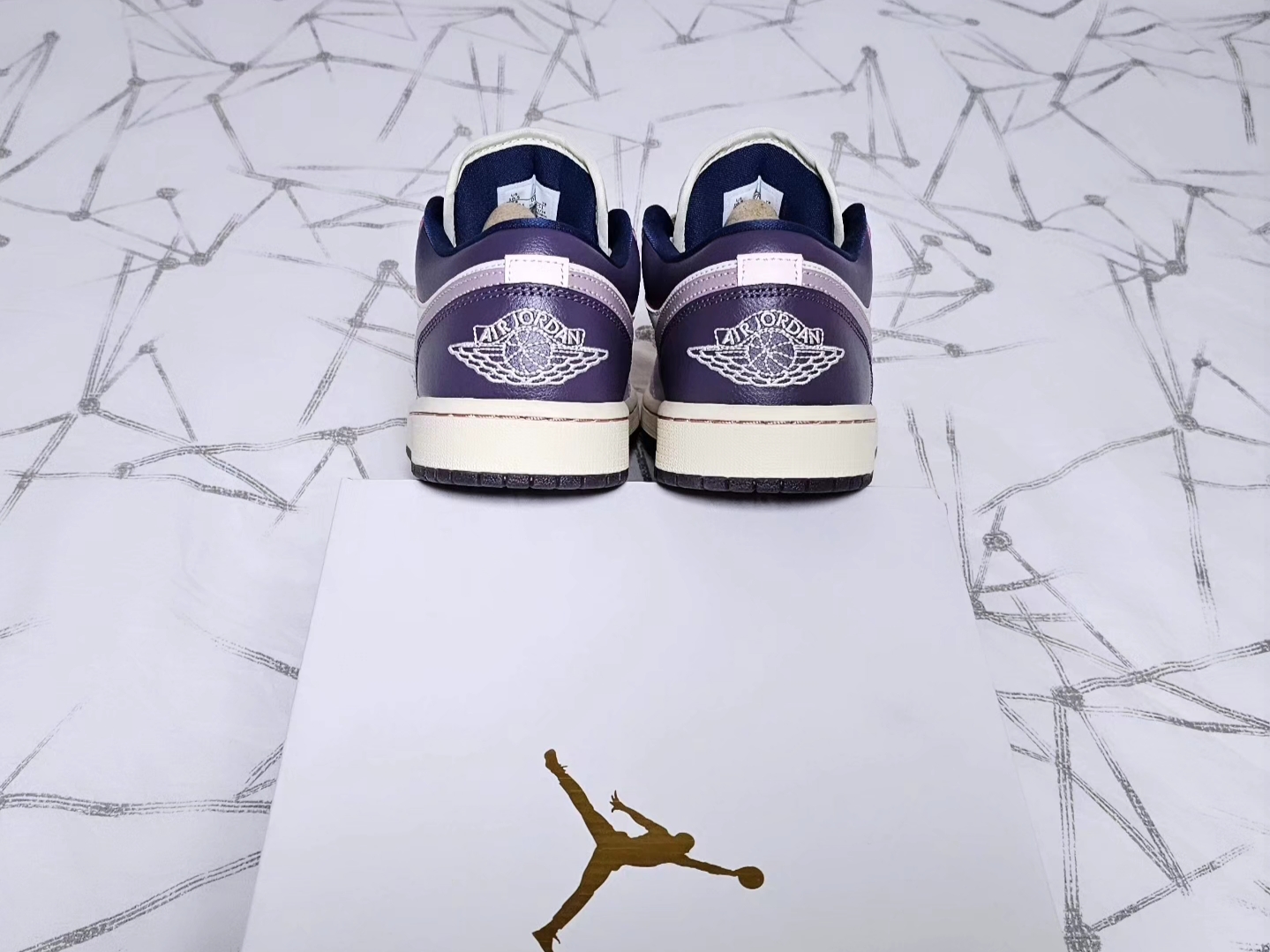 (W) Jordan 1 Low Pastel Pink Purple 착용 스타일 - 5
