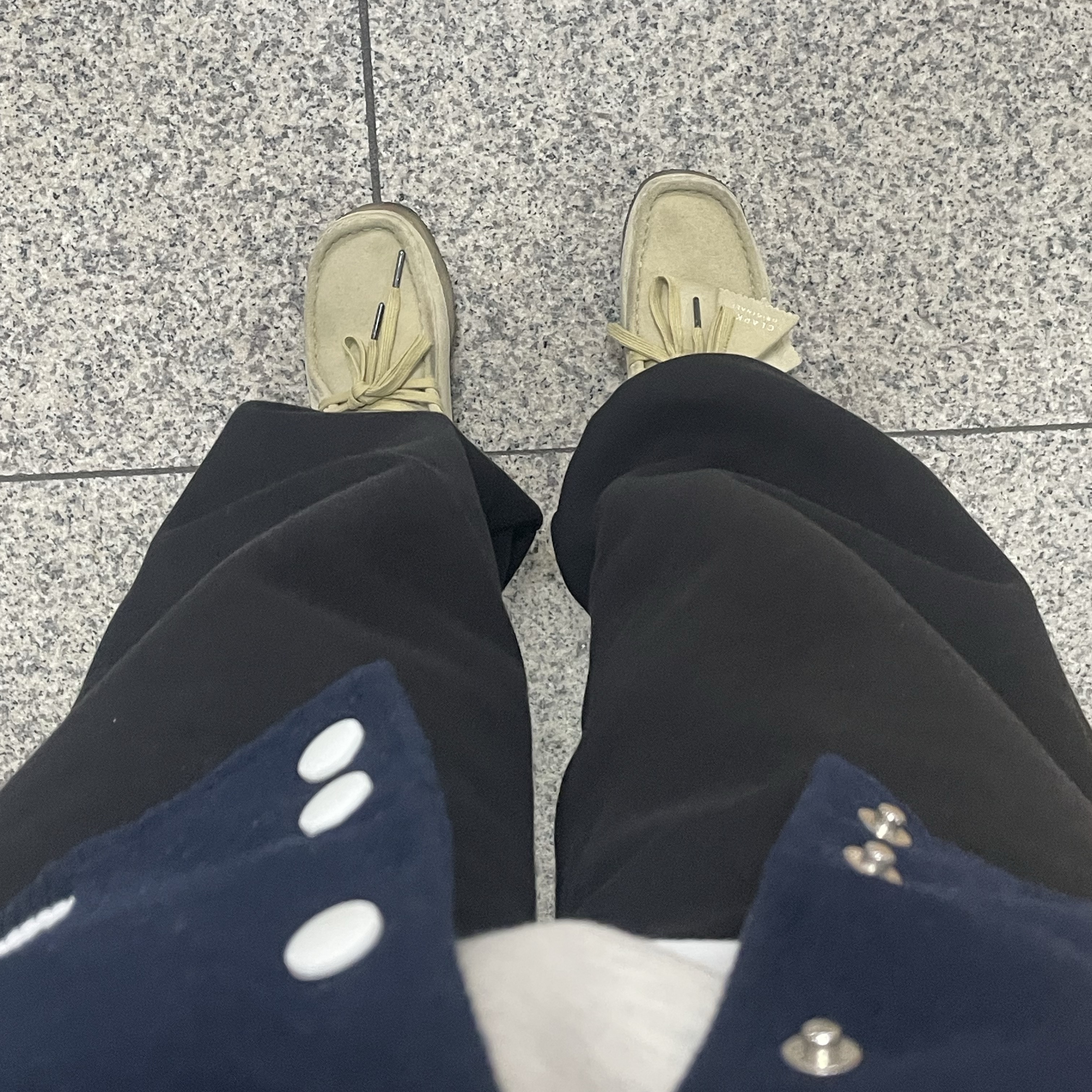 (W) Clarks Wallabee Maple Suede 착용 스타일