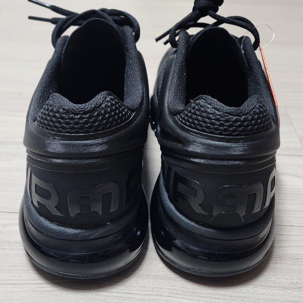 Nike Air Max 2013 Black 착용 스타일