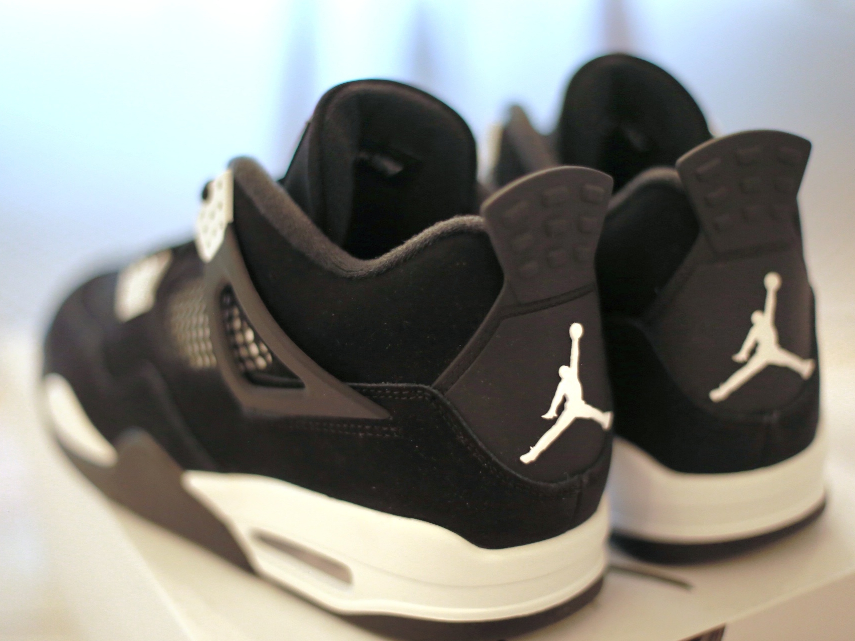 Jordan 4 Retro White Thunder 착용 스타일 - 3
