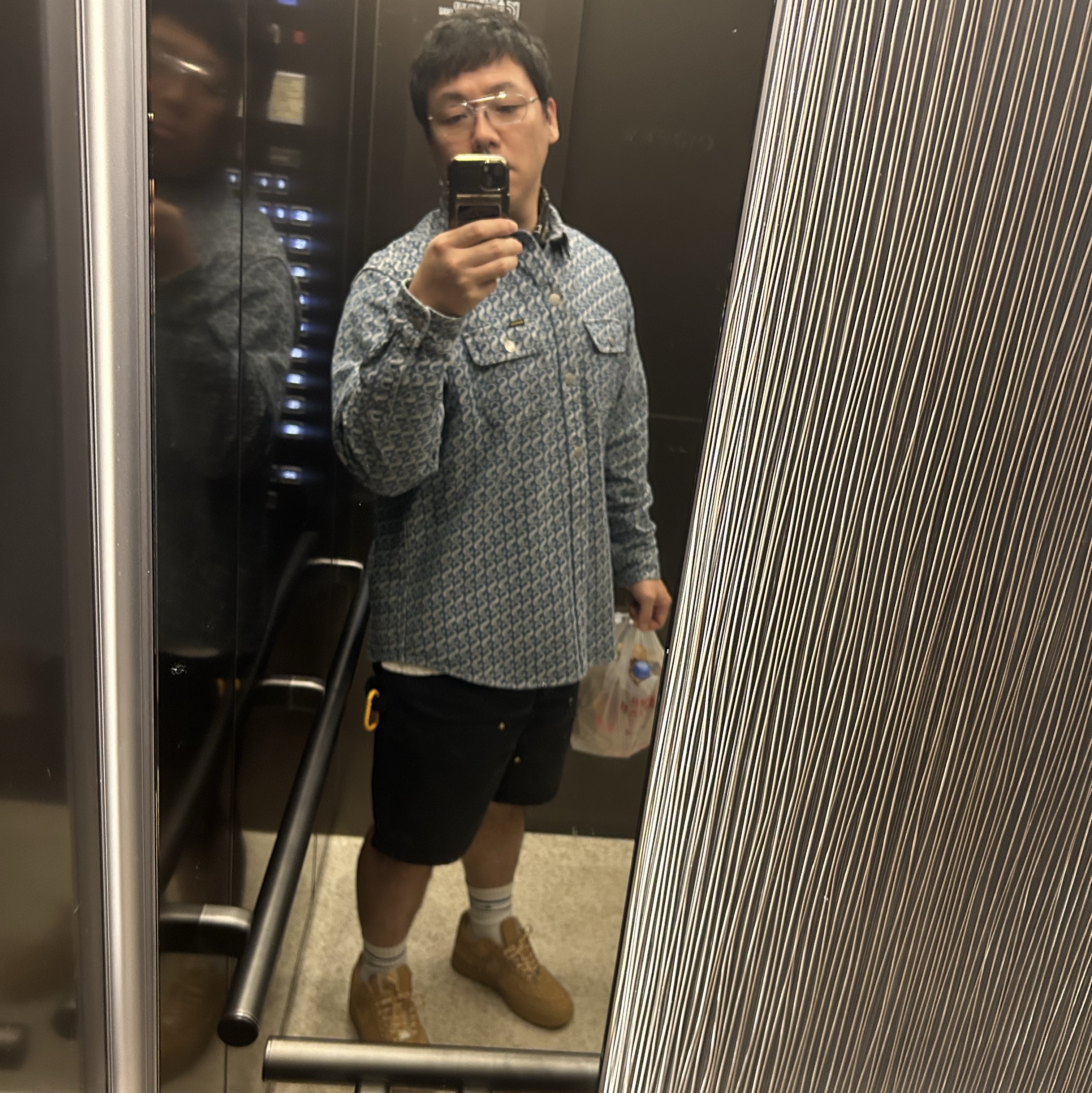 Chrome Hearts Gusher Shiny Silver, Supreme Monogram Denim Shirt Blue - 21FW 착용 스타일