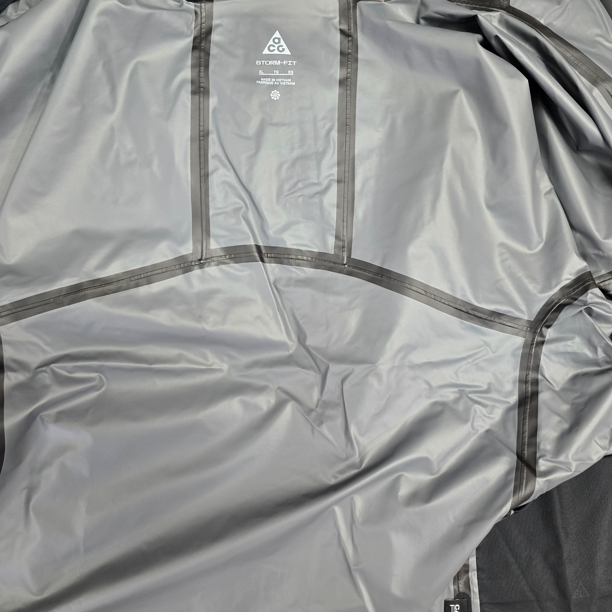 Nike ACG Storm-Fit ADV Cascade Rains Full Zip Jacket Black - Asia 착용 스타일 - 2
