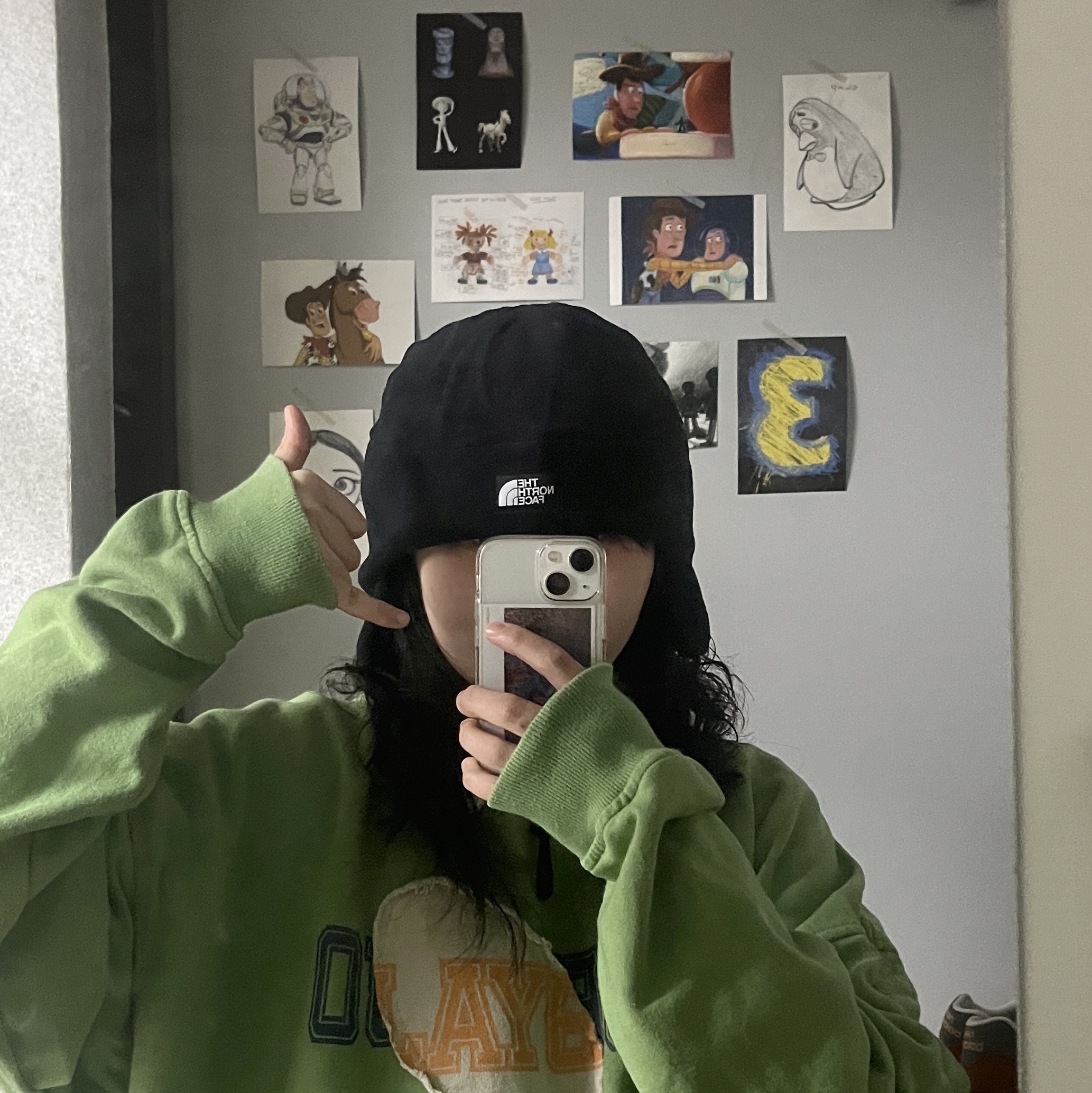 The North Face Fleece Earmuff Beanie Black 착용 스타일 - 1