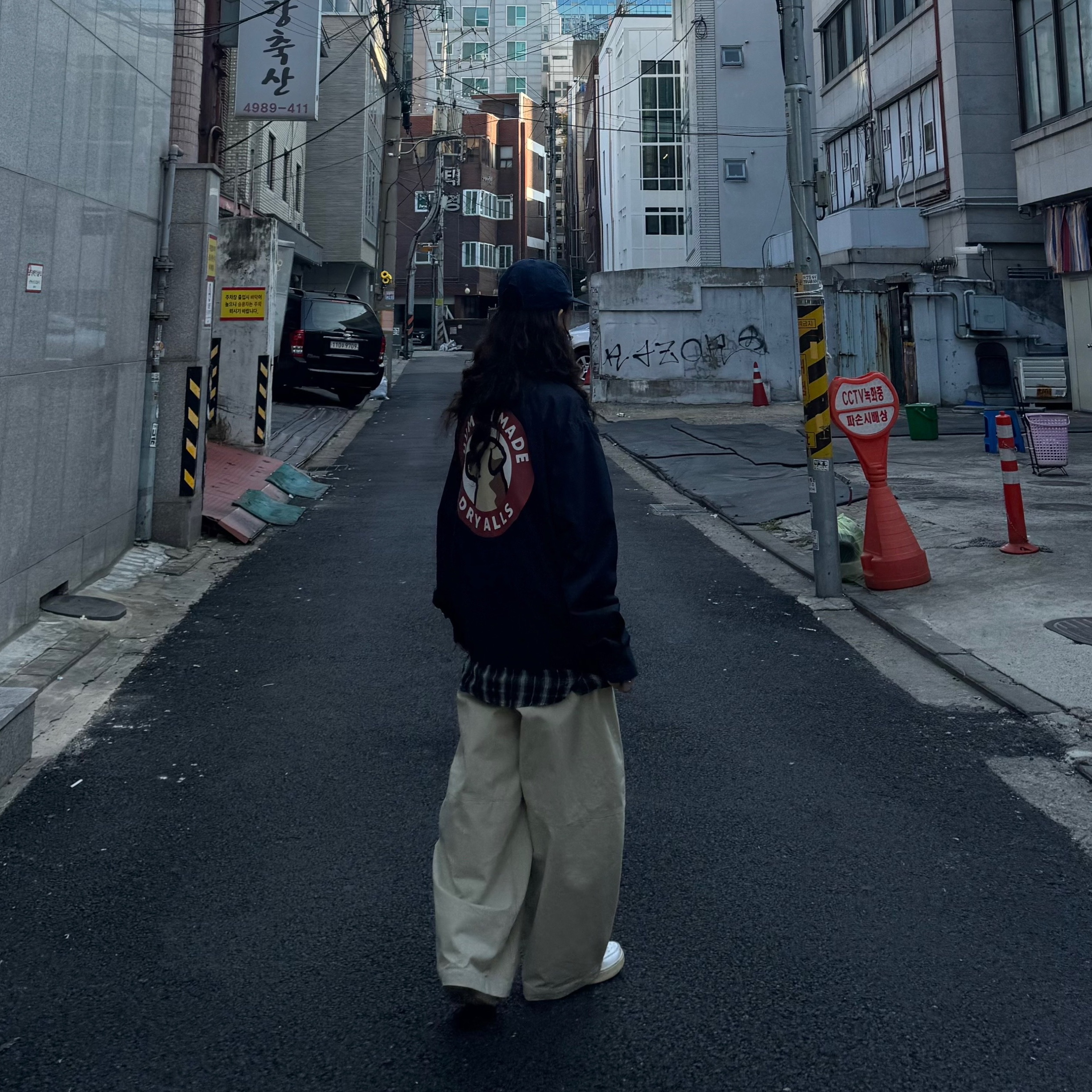 Human Made Drizzler Jacket Navy 착용 스타일 - 1