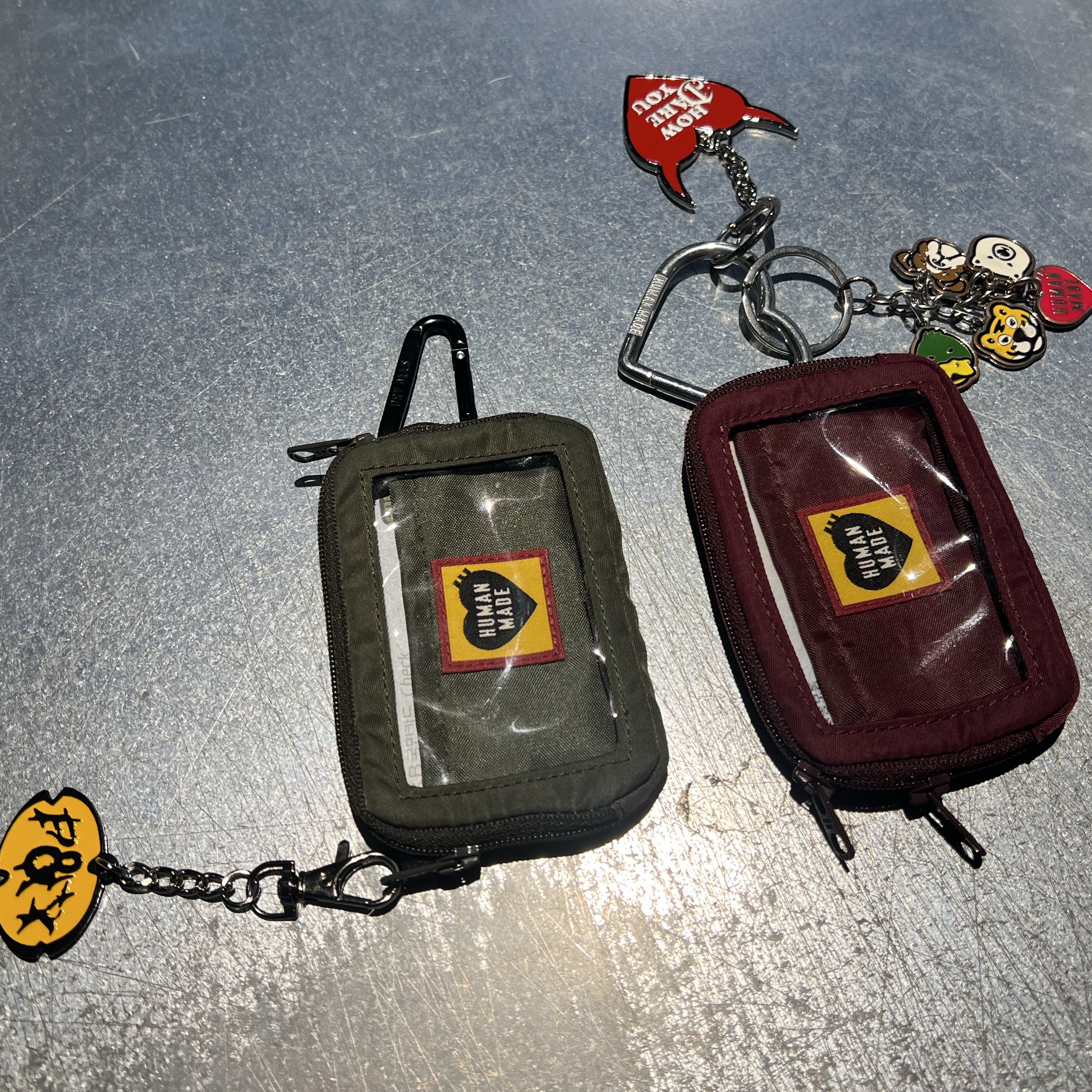 Human Made Military Card Case Red, Human Made Military Card Case Olive Drab 착용 스타일