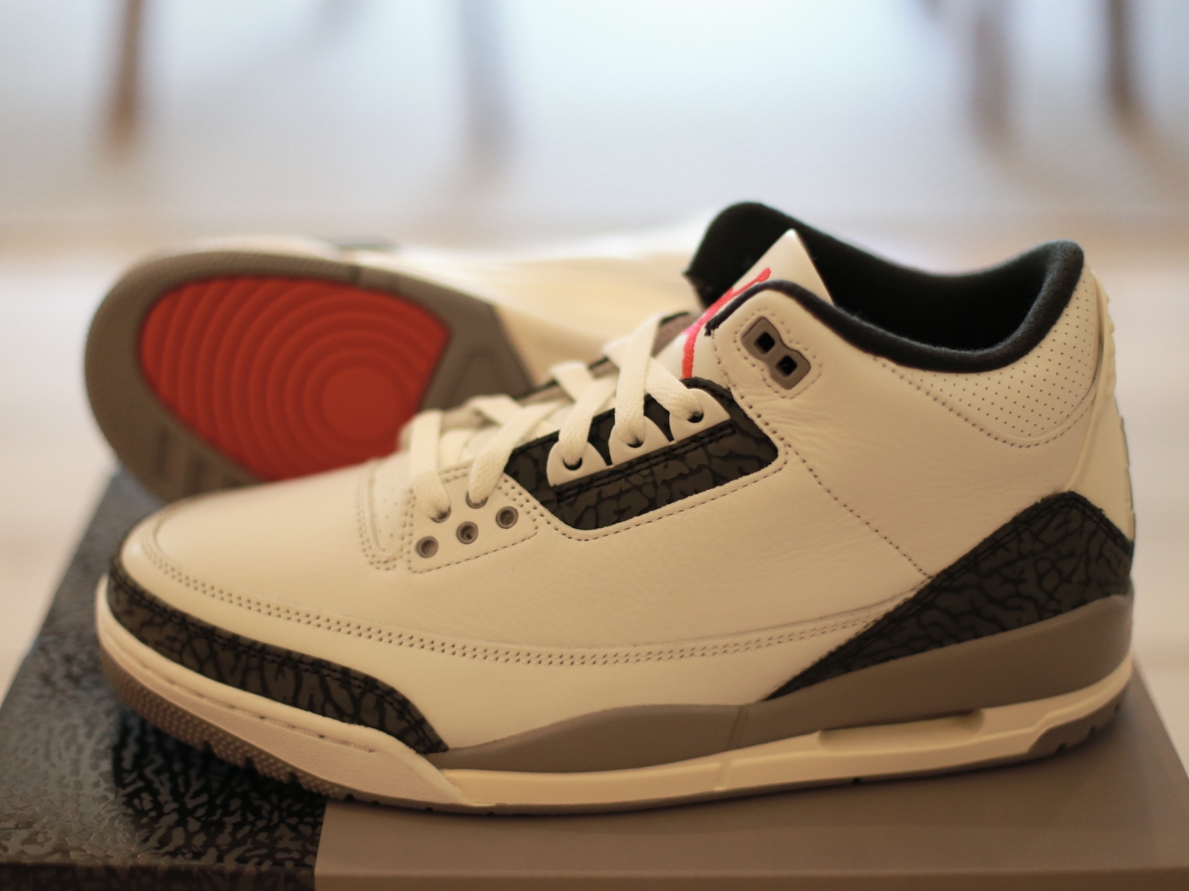 Jordan 3 Retro Cement Grey 착용 스타일 - 4