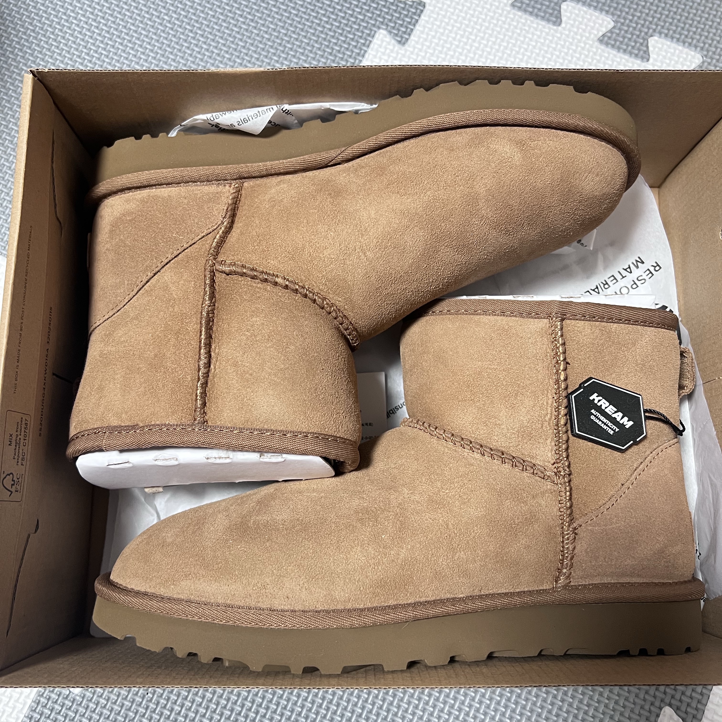 (W) UGG Classic Mini II Boots Chestnut 착용 스타일