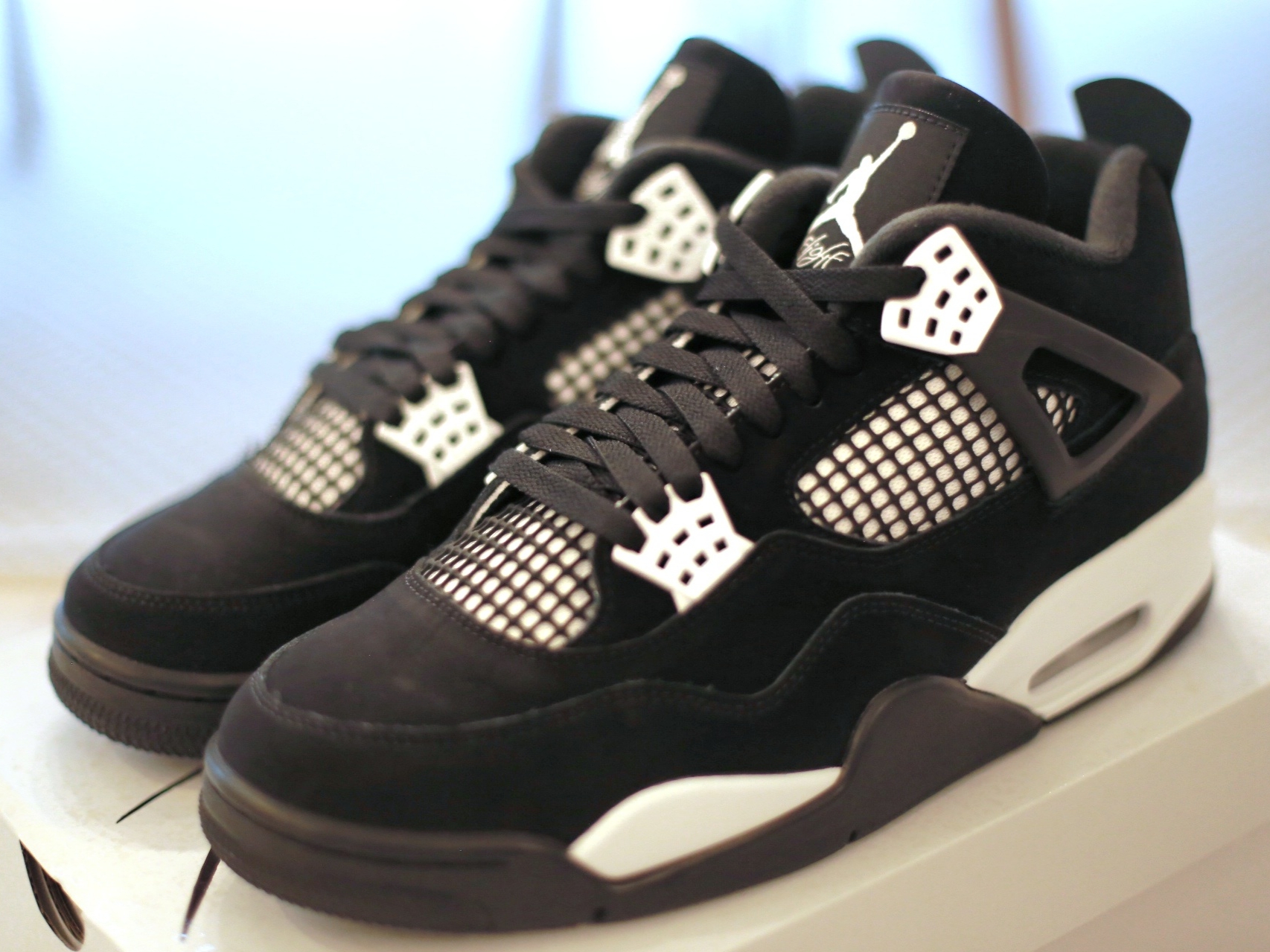 Jordan 4 Retro White Thunder 착용 스타일 - 2