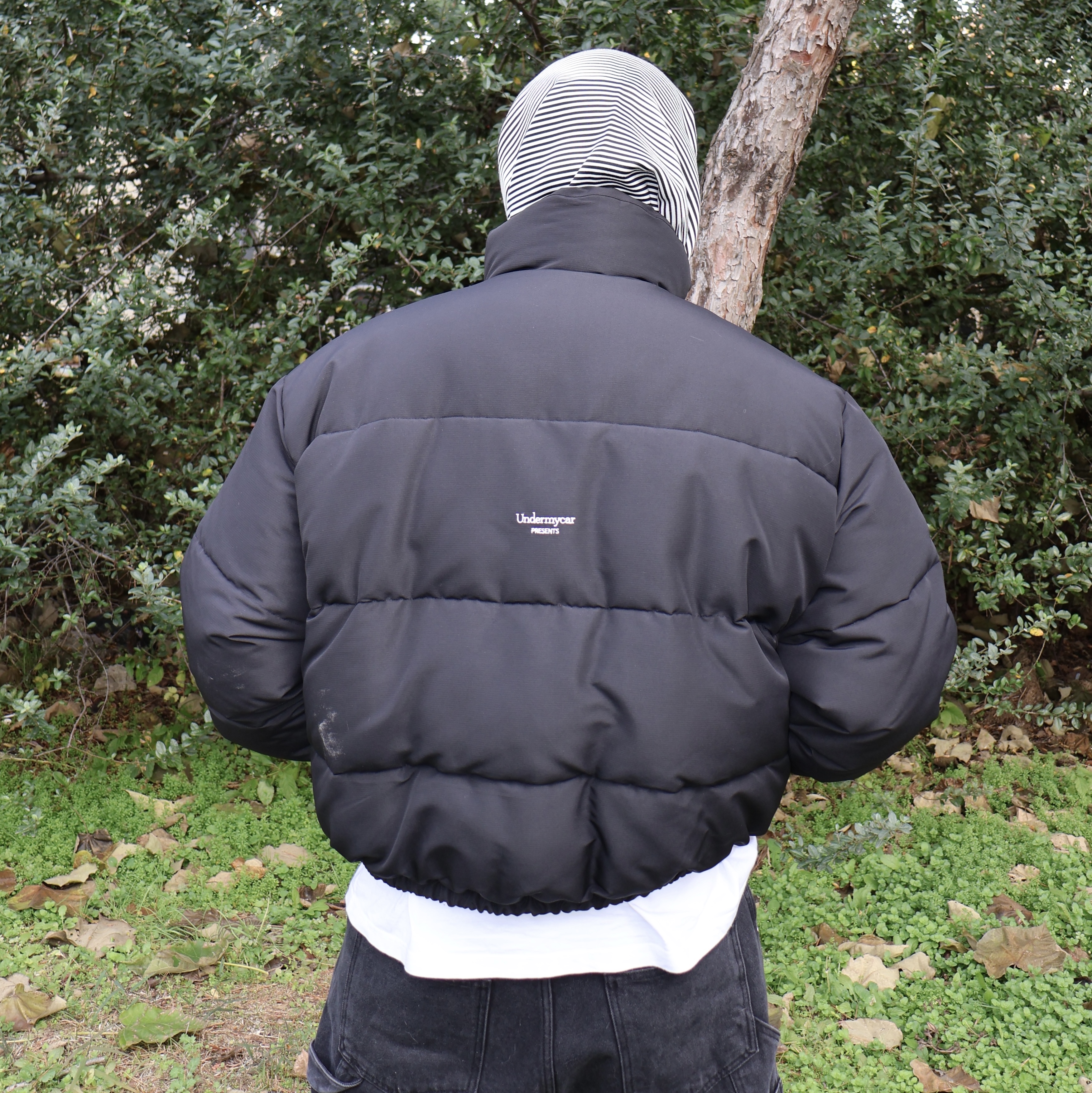 Undermycar Mu.15 Anti Fxxking Logo Play Triple Logo Crop Padding Jacket Black, Socks Up Compression Running Knee Socks Black 착용 스타일 - 8
