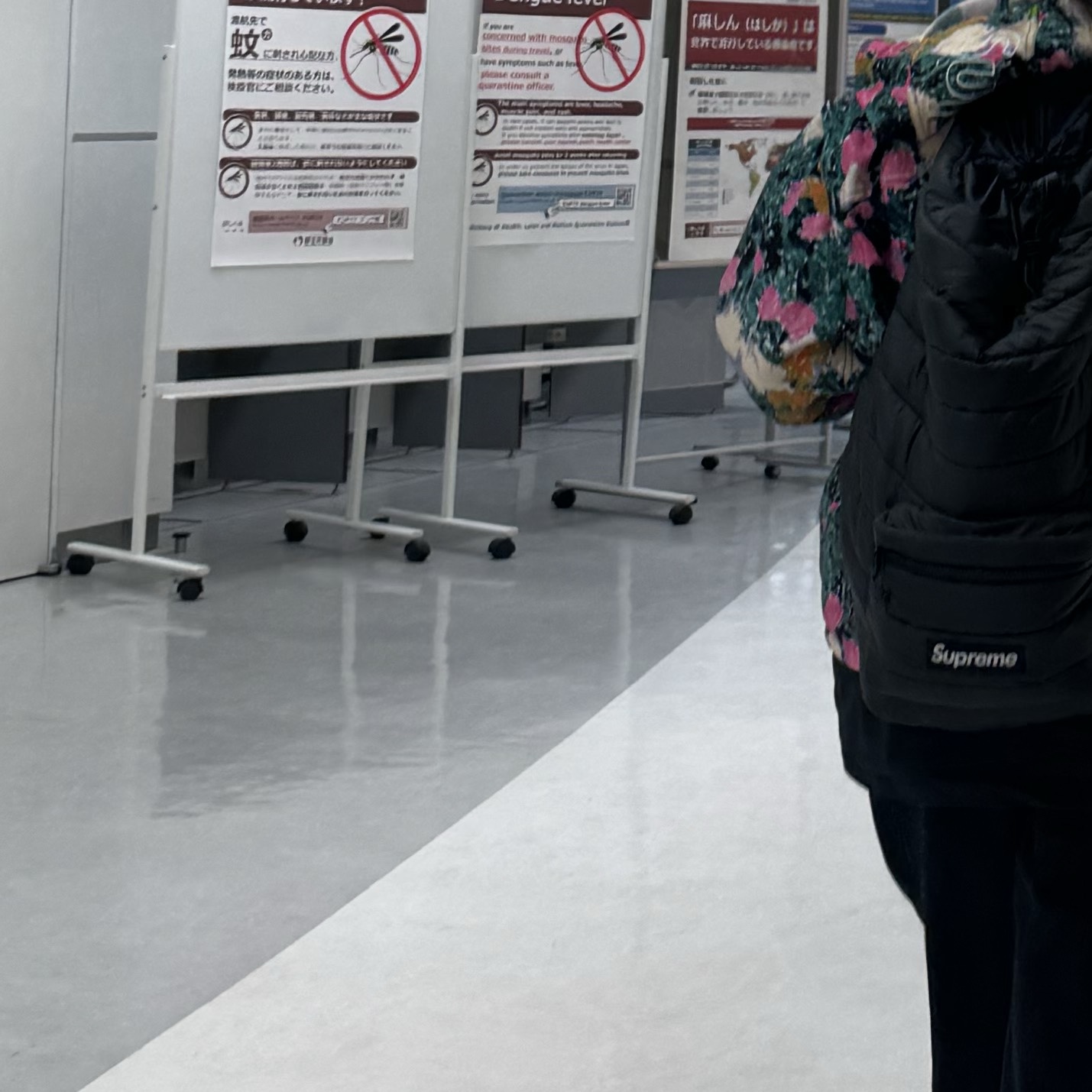 Supreme Puffer Backpack Black - 22FW 착용 스타일