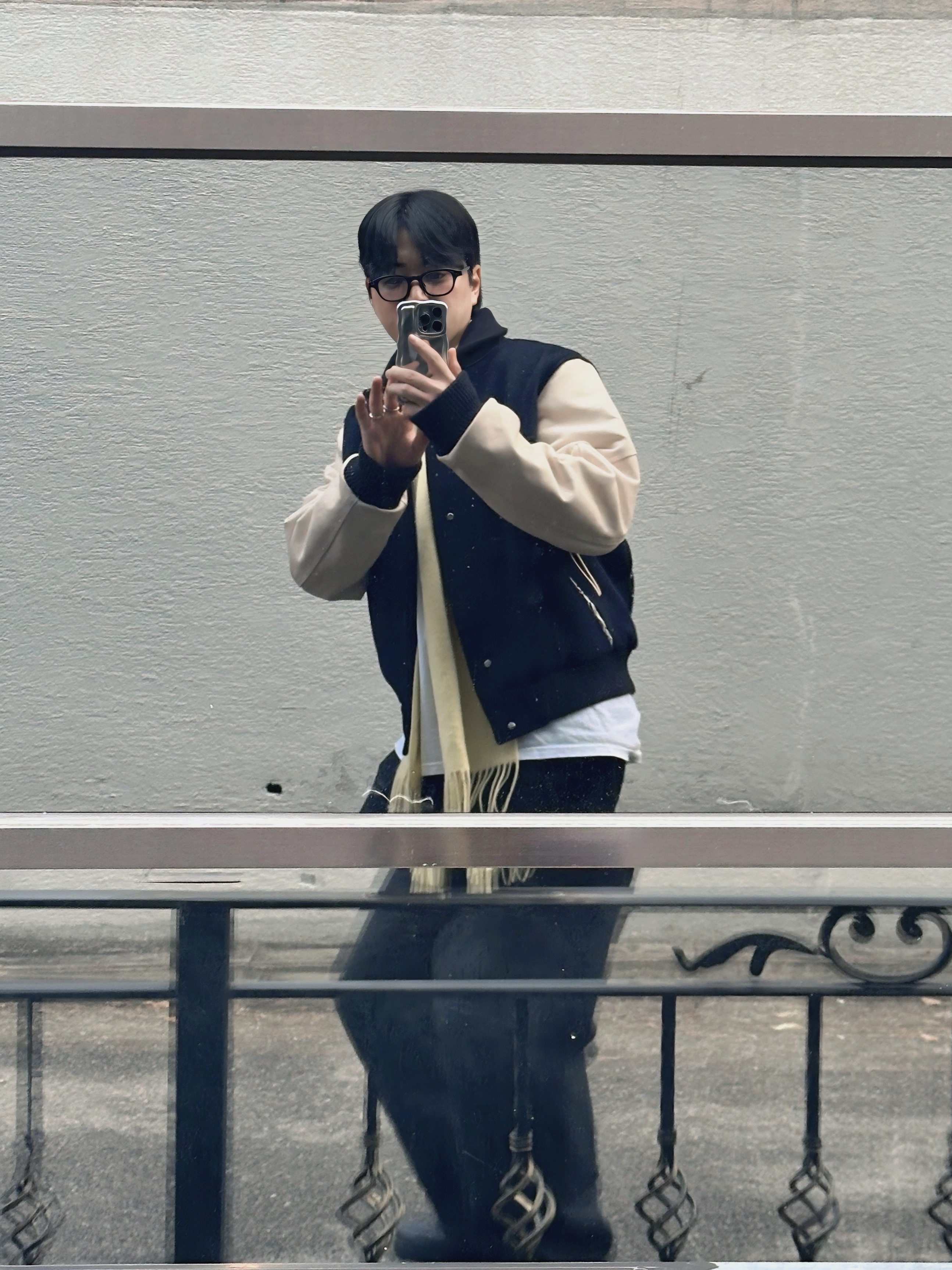 Xlim EP.4 Synopsis 01 Belt Black 착용 스타일