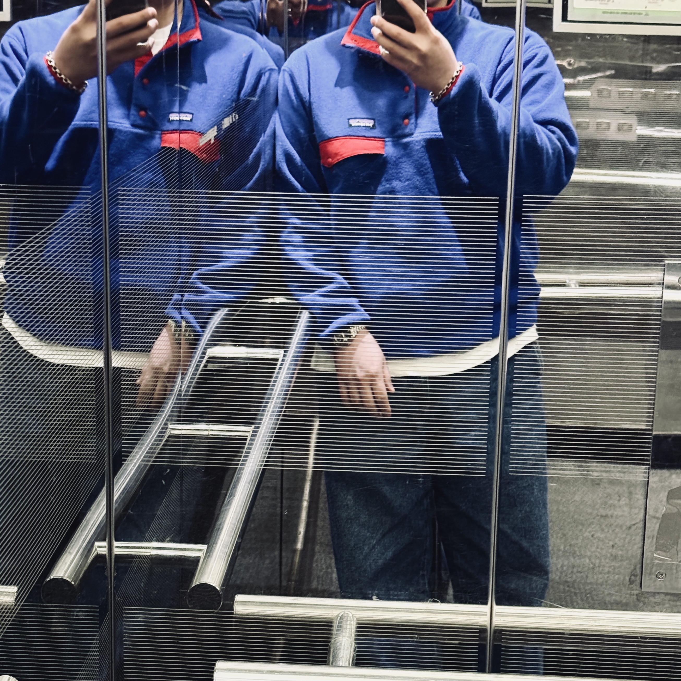 Patagonia Synchilla Snap-T Fleece Pullover Passage Blue 착용 스타일