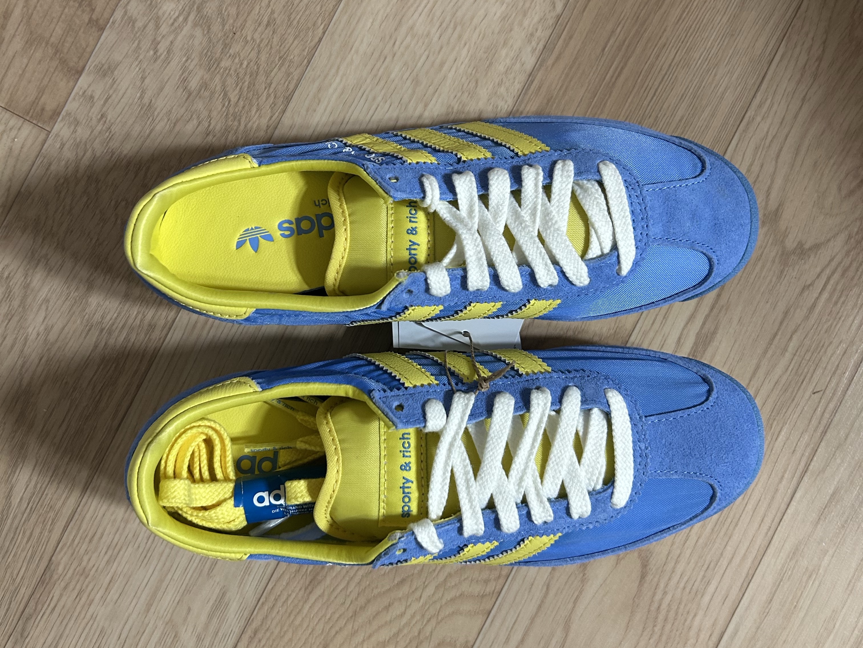 Adidas x Sporty & Rich SL 72 Real Blue Light Yellow 착용 스타일