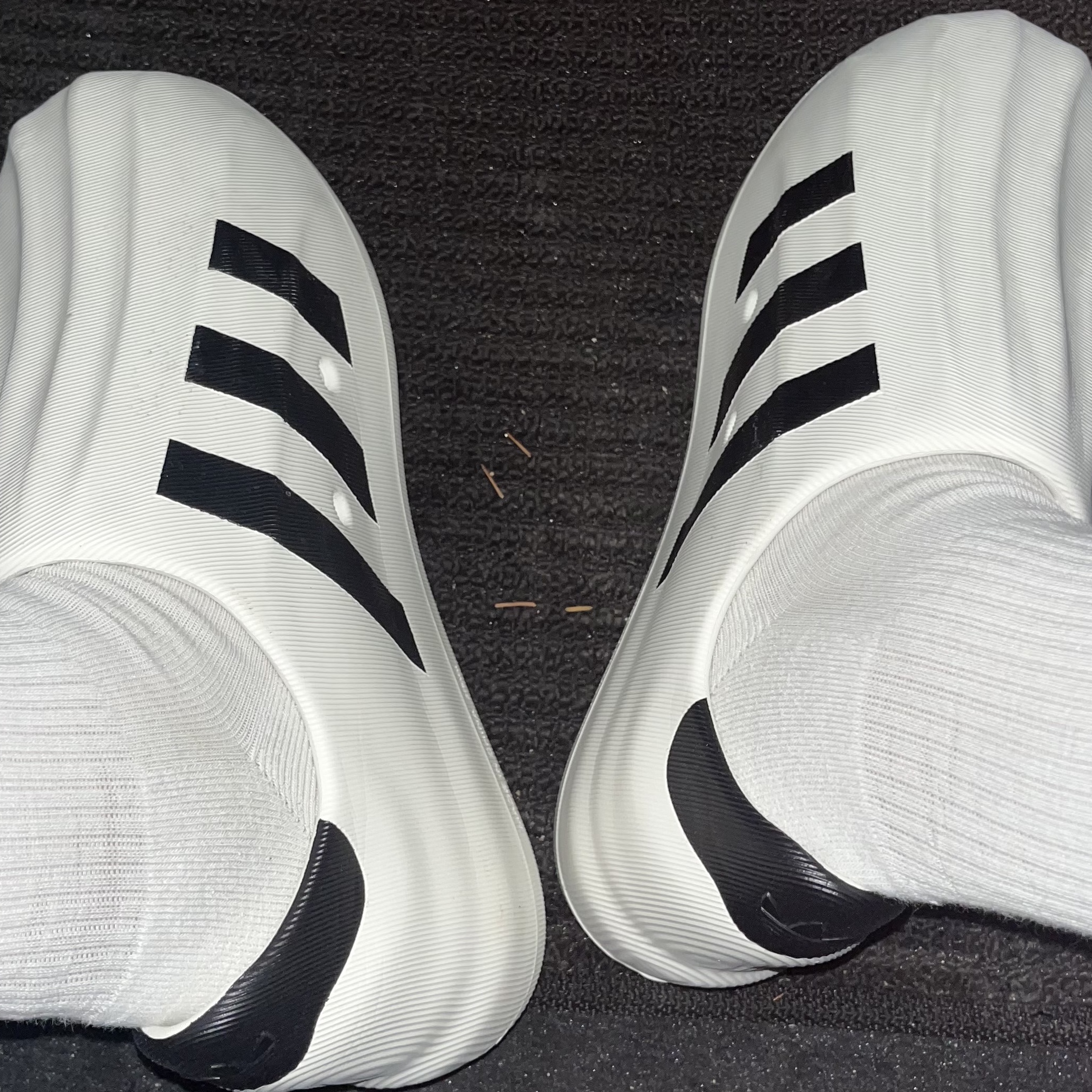 Adidas Adifom Superstar Core White 착용 스타일 - 1