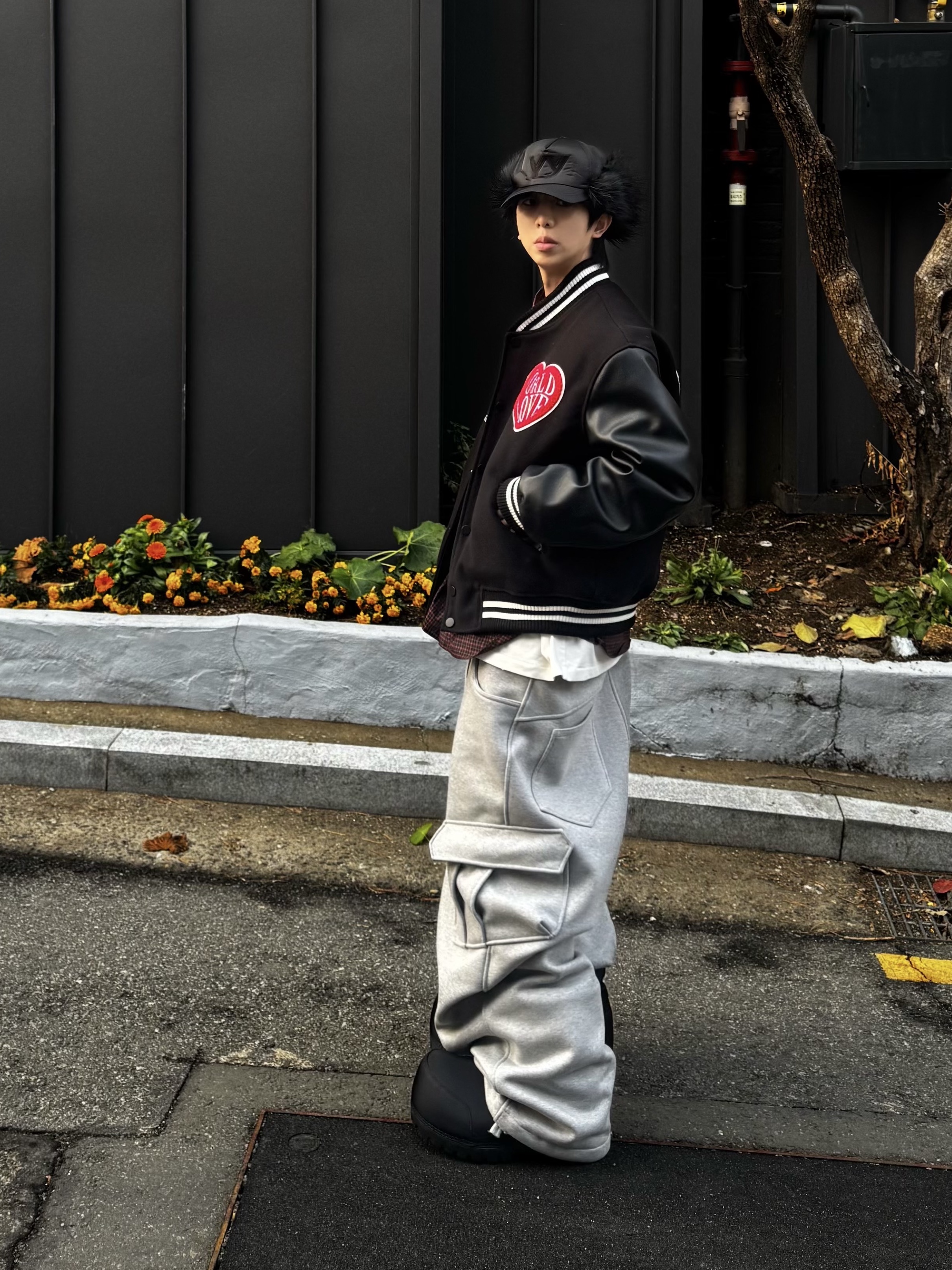 Open Yy Faux Fur Earflap Cap Black, Balenciaga Skiwear Alaska Nylon Low Boot Black 착용 스타일 - 1