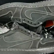 Jordan 1 x Travis Scott Retro Low OG SP Black Phantom 착용 스타일