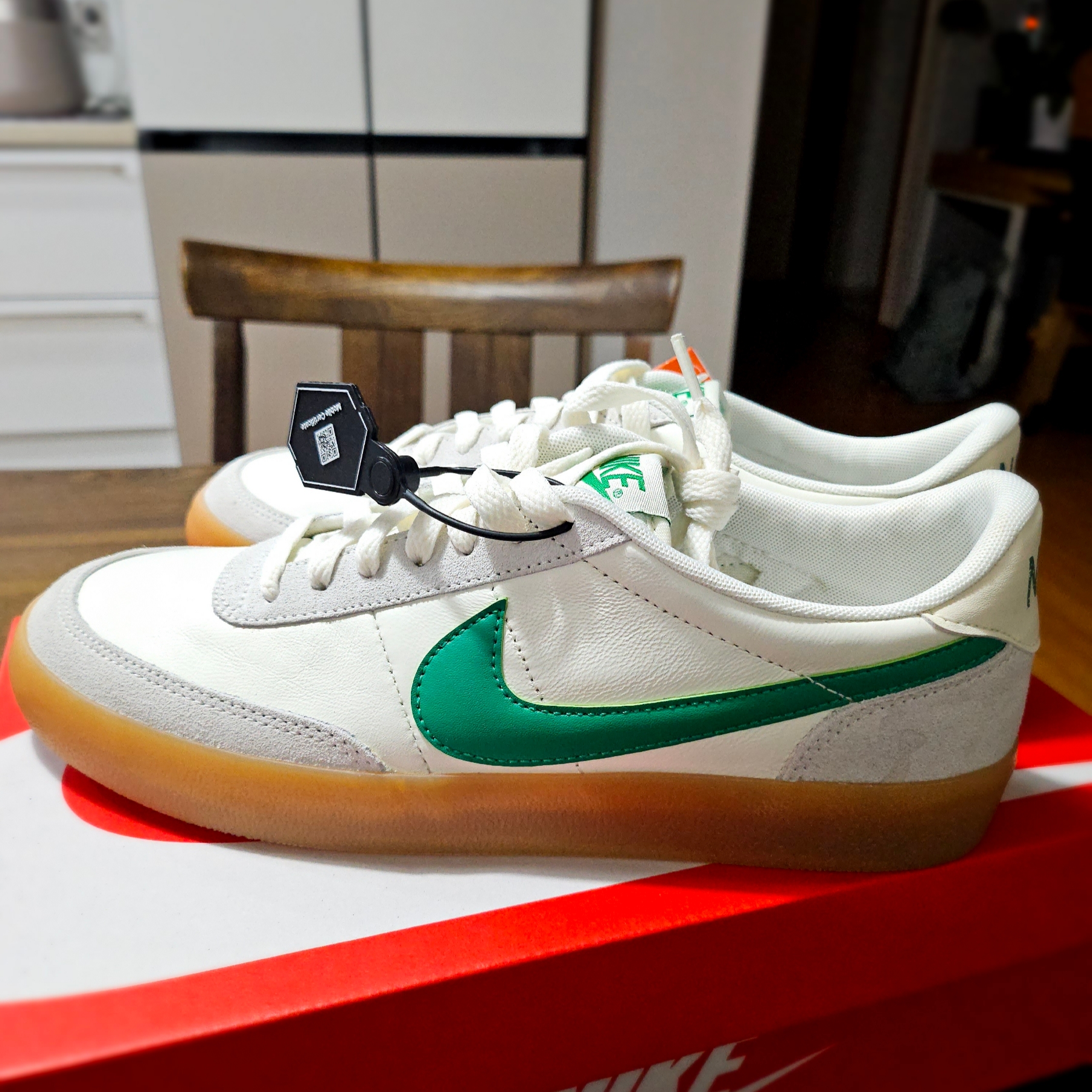 Nike x J.Crew Killshot 2 Lucid Green 착용 스타일 - 1