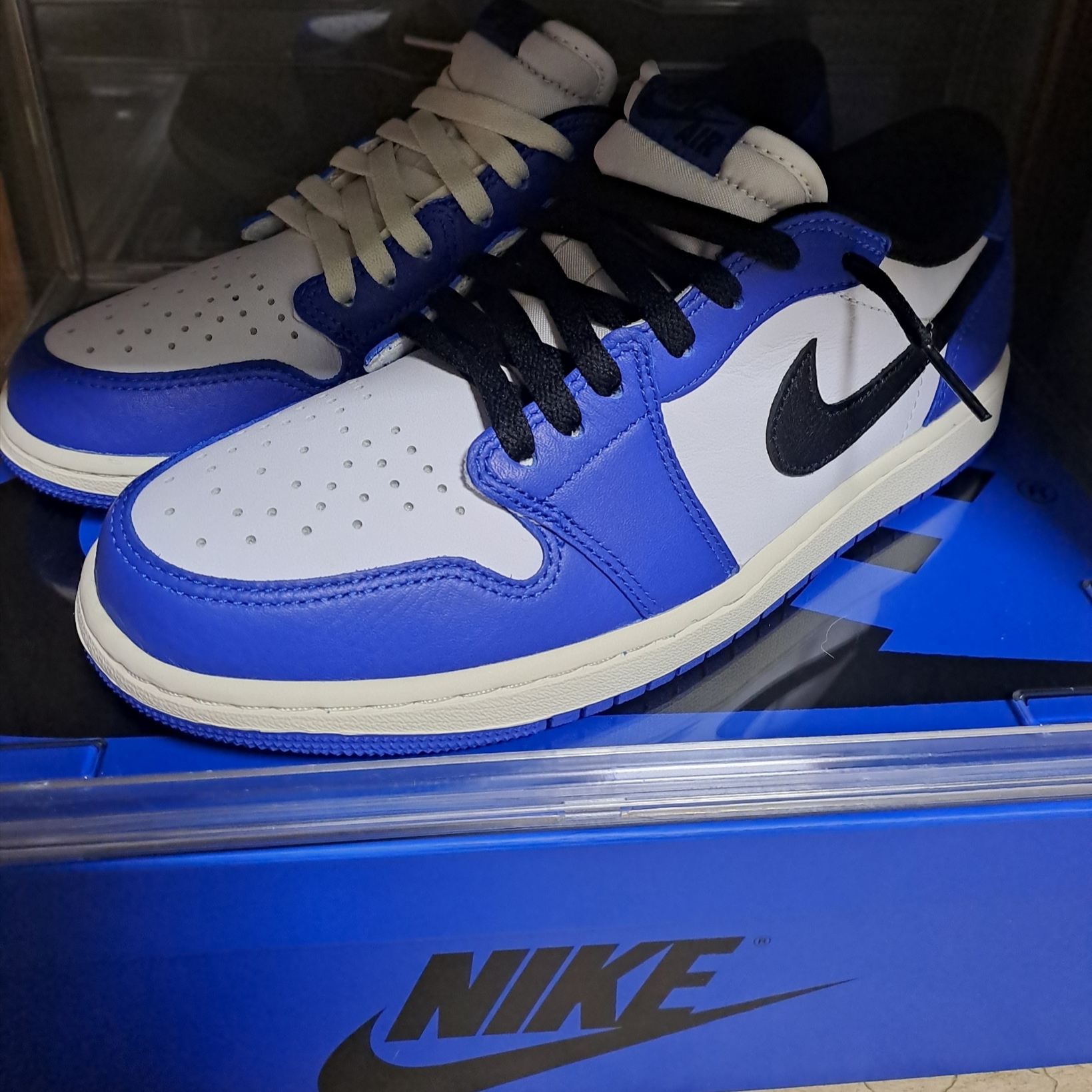 Jordan 1 Retro Low OG Game Royal 착용 스타일