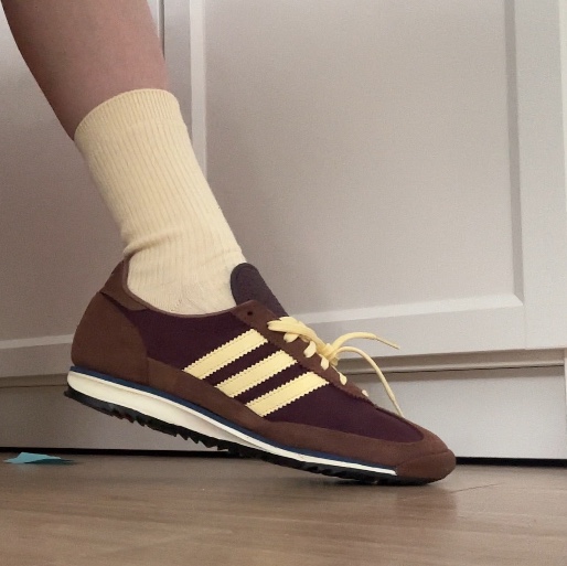 (W) Adidas SL 72 OG Maroon Almost Yellow 착용 스타일 - 2