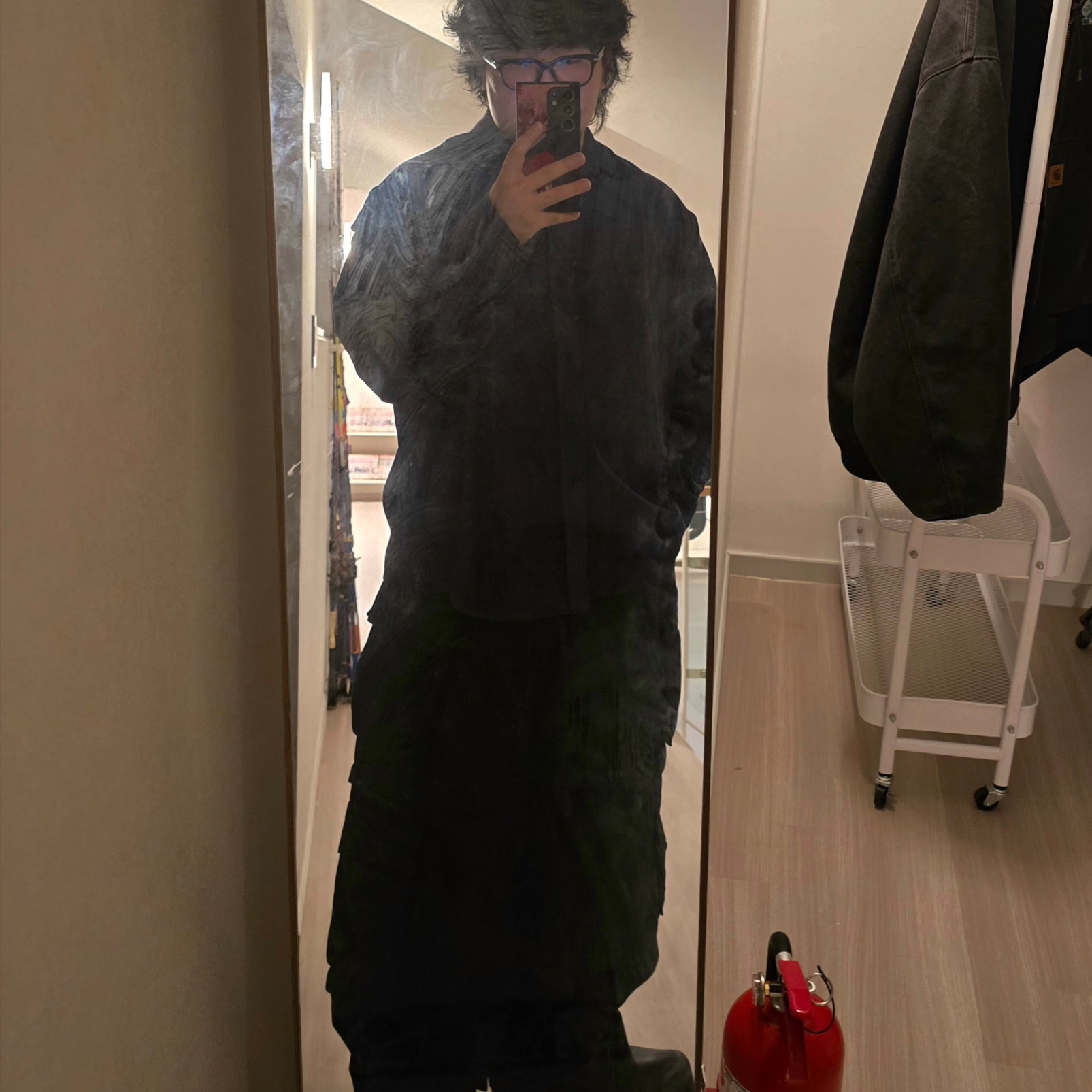 Balenciaga Steroid Derby Black, Project G/R Oversized Convertible Cargo Pants Coated Black 착용 스타일 - 1