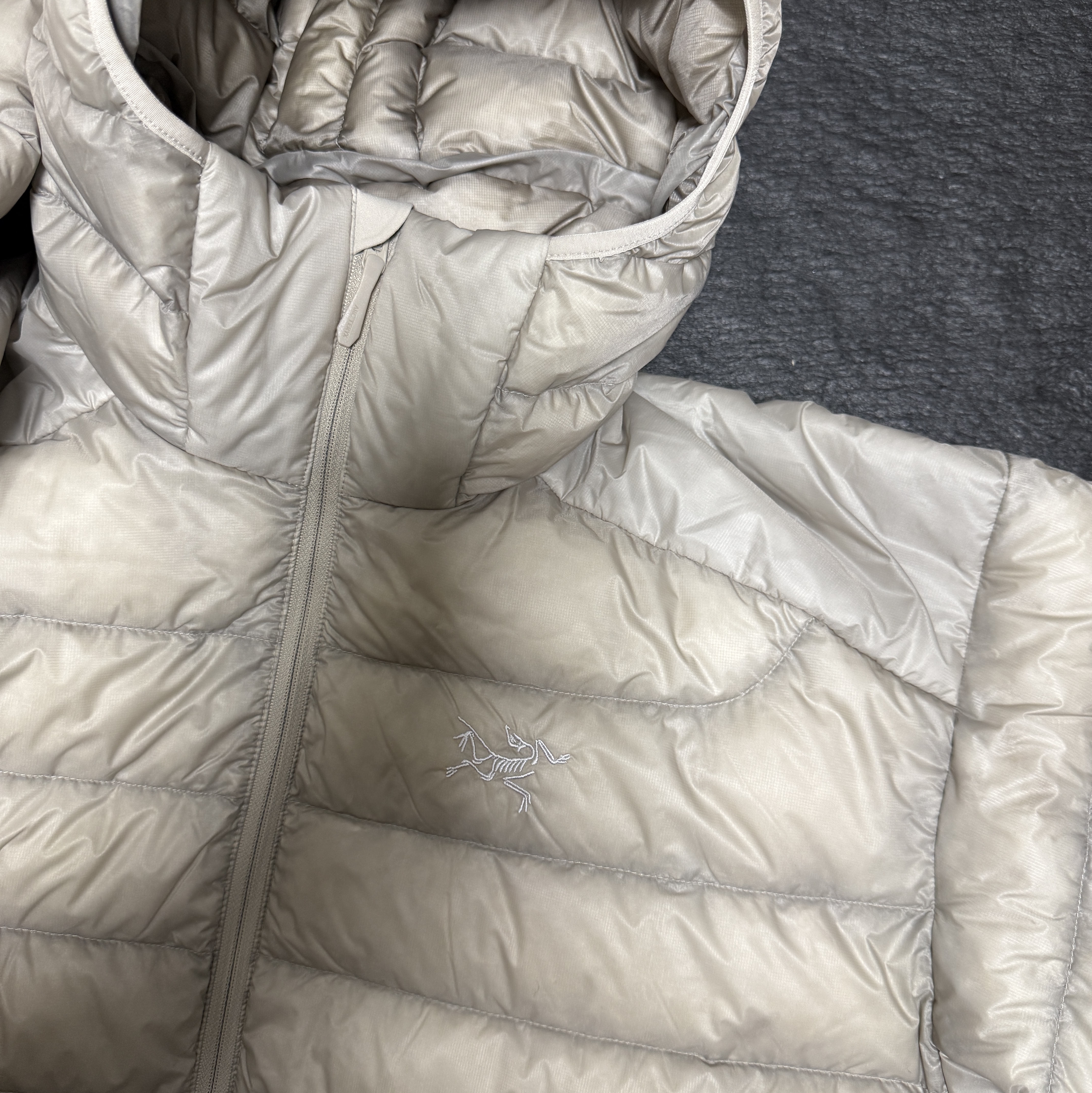 Arc'teryx Cerium Hoody Rune 착용 스타일