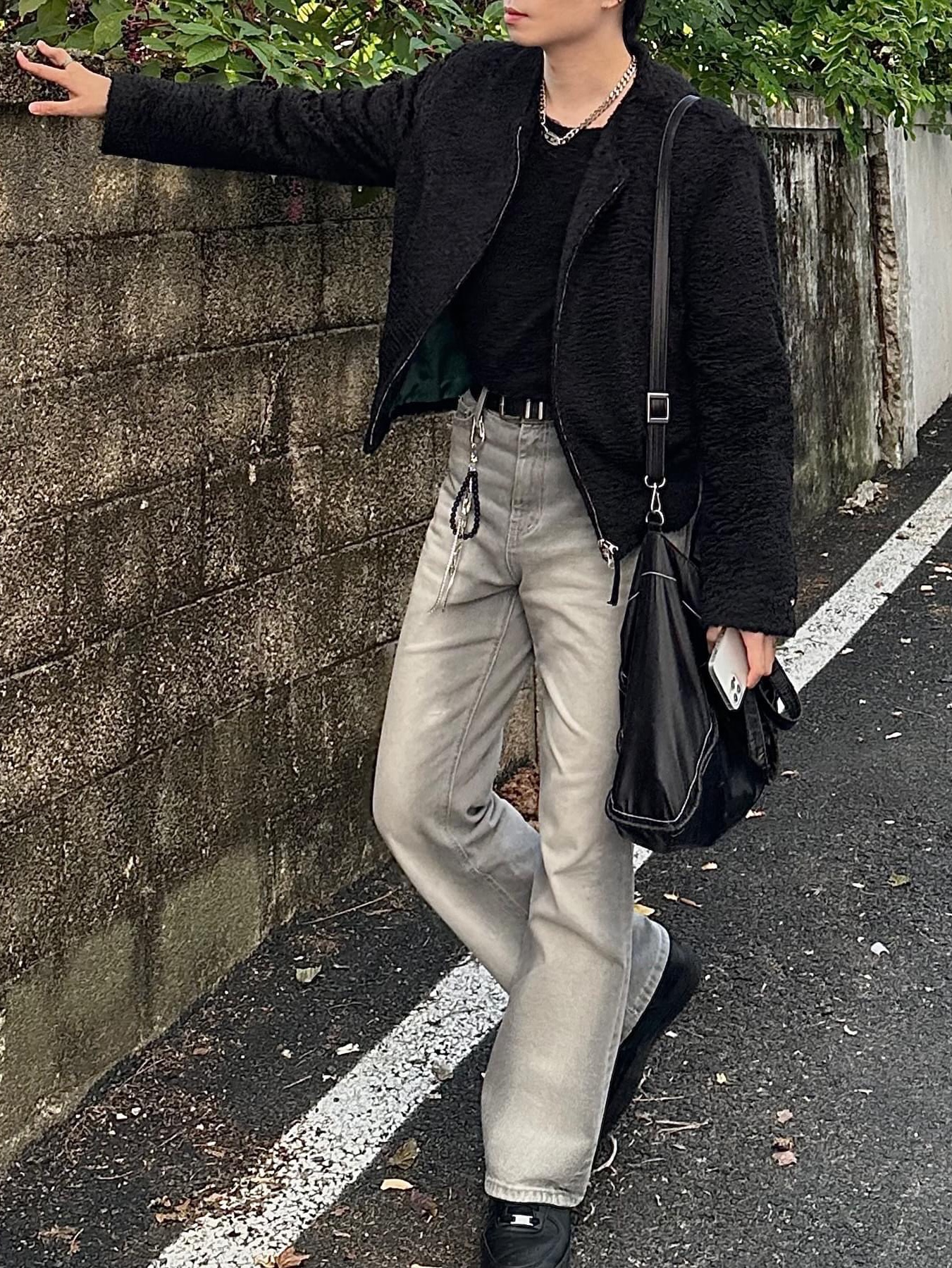 Matin Kim Big Coating Tote Bag Black, Nike Air Force 1 '07 Low Triple Black 착용 스타일 - 8