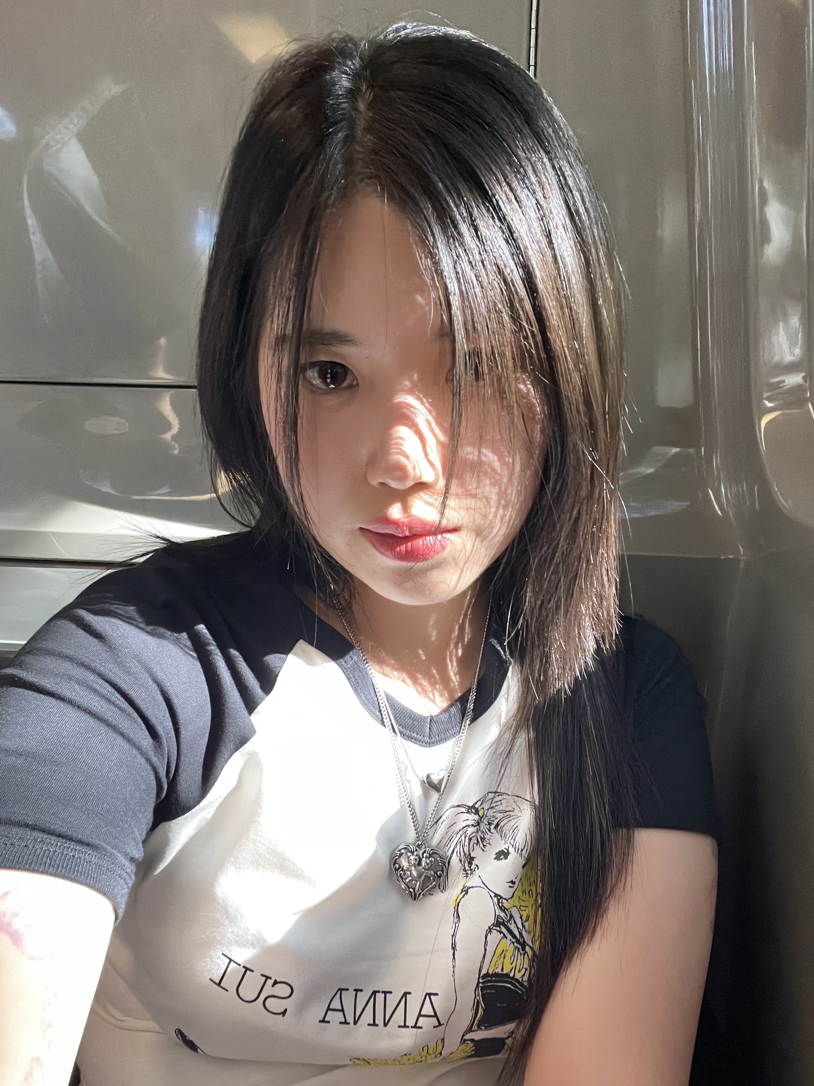 (W) Heaven by Marc Jacobs x Anna Sui Cheerleader Baby T-Shirt White, Heaven by Marc Jacobs Heaven Locket Aged Silver 착용 스타일