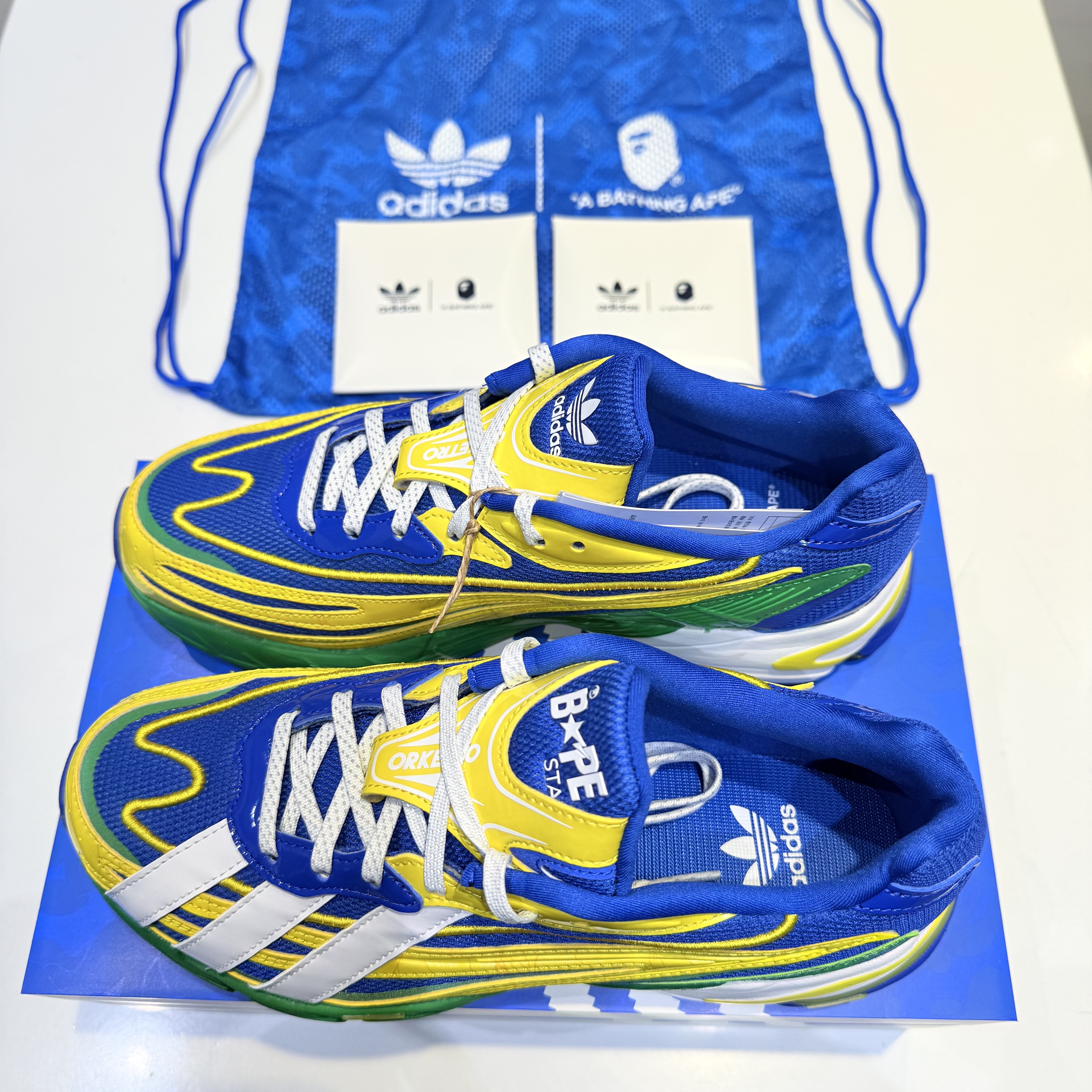 Adidas x BAPE Orketro Green Power Blue 착용 스타일 - 2