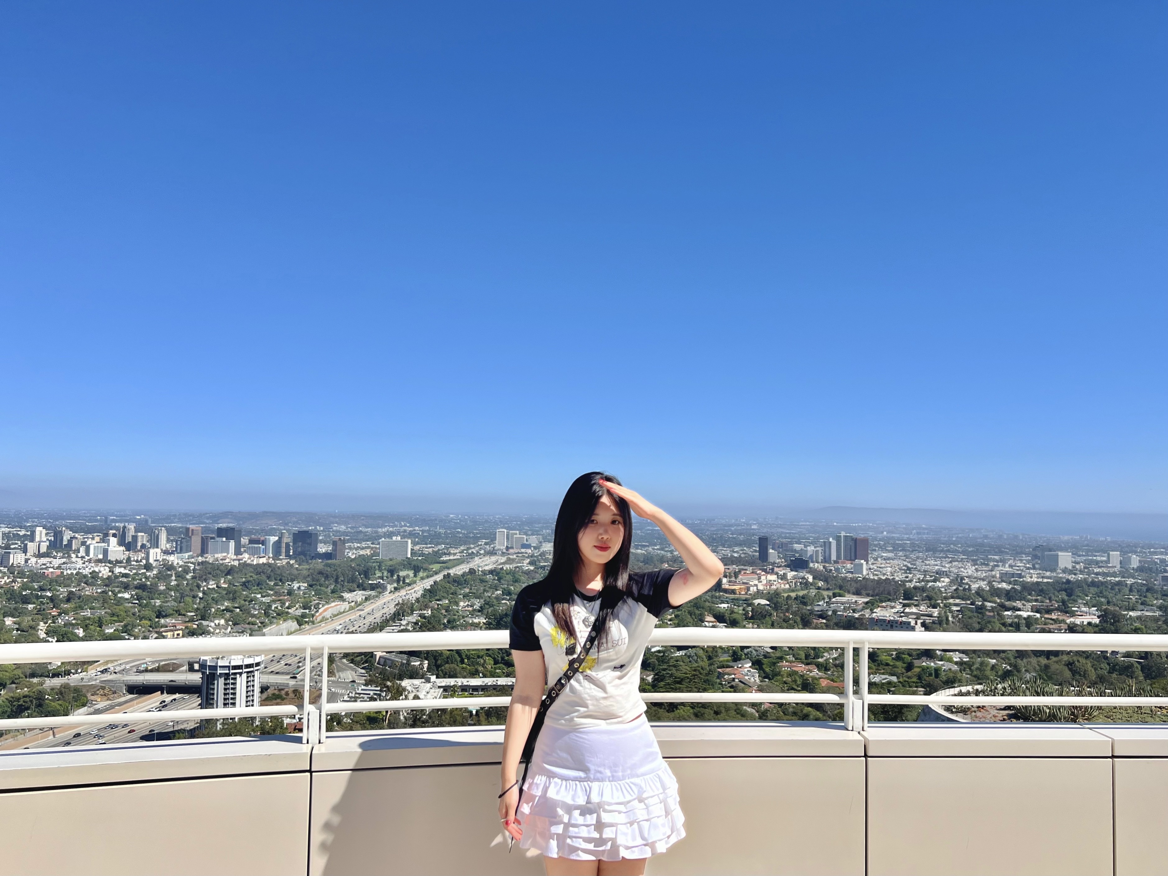 (W) Heaven by Marc Jacobs x Anna Sui Cheerleader Baby T-Shirt White 착용 스타일