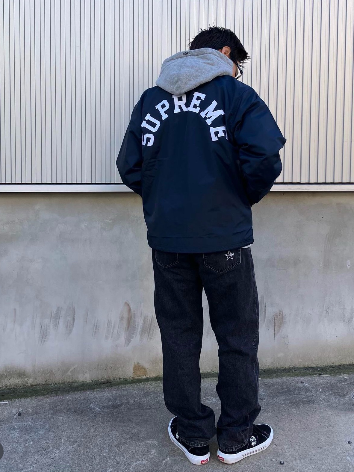 Supreme x Champion Coaches Jacket Navy - 24SS 착용 스타일